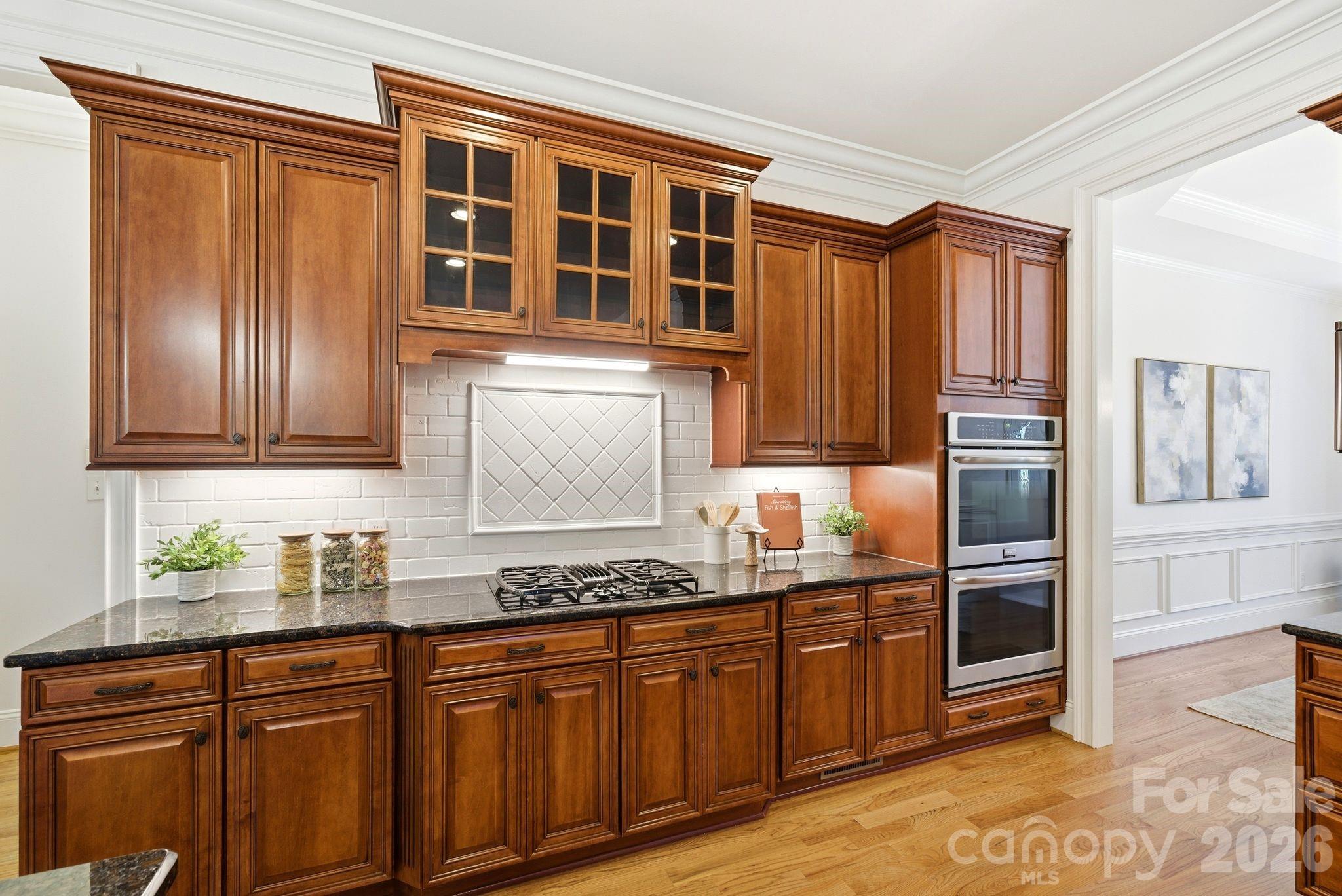 16000 Sunset Drive — Huntersville