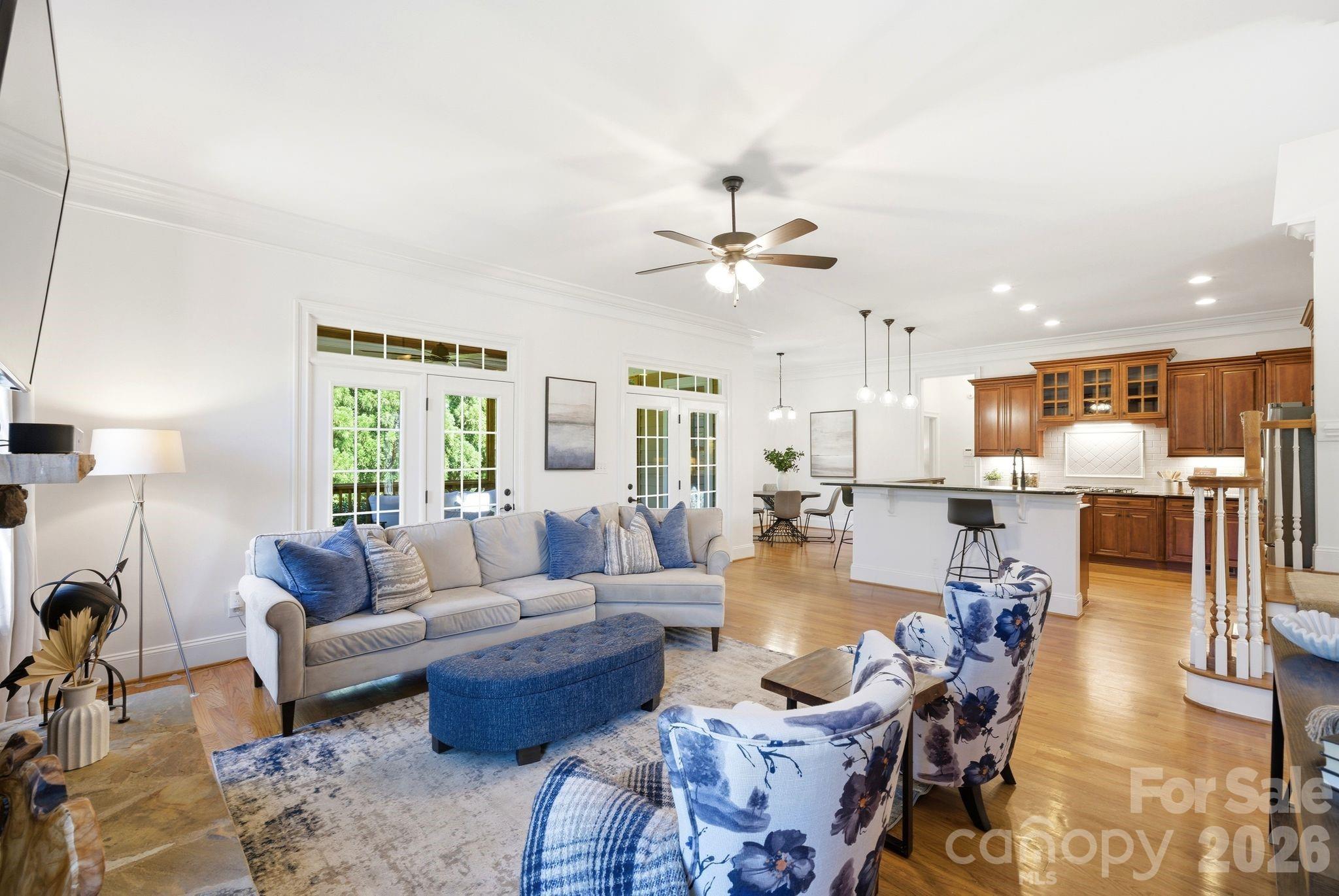 16000 Sunset Drive — Huntersville