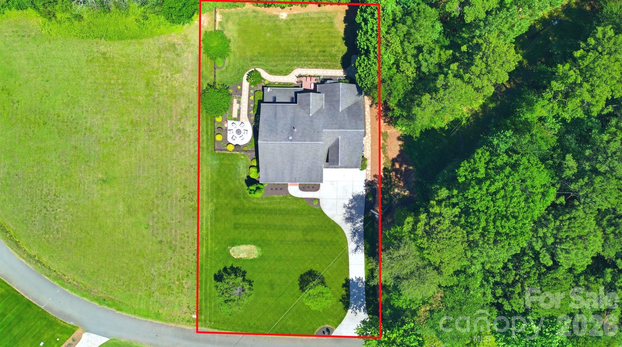 16000 Sunset Drive — Huntersville