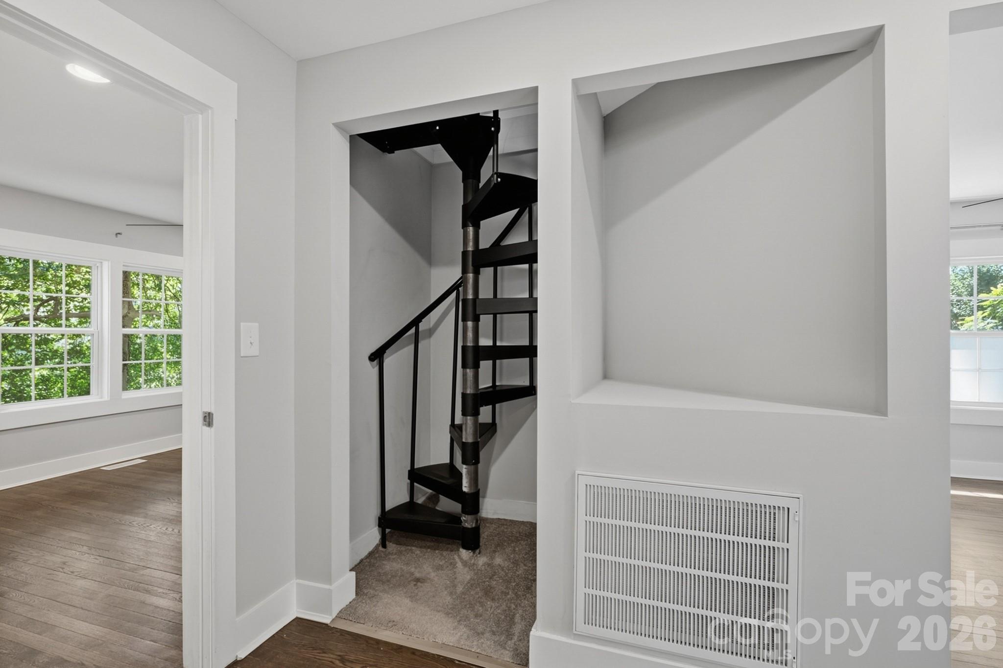 410 N Cannon Boulevard — Kannapolis