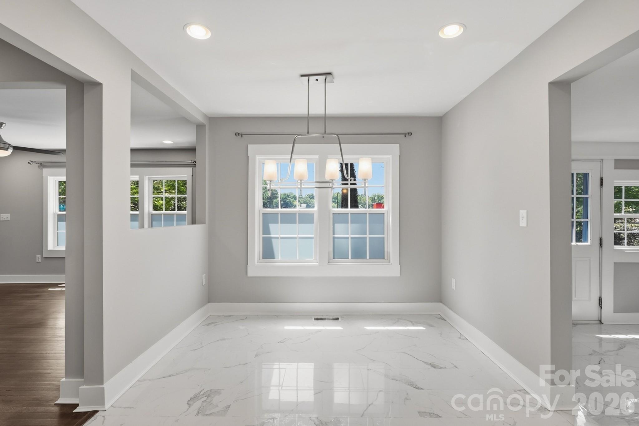 410 N Cannon Boulevard — Kannapolis