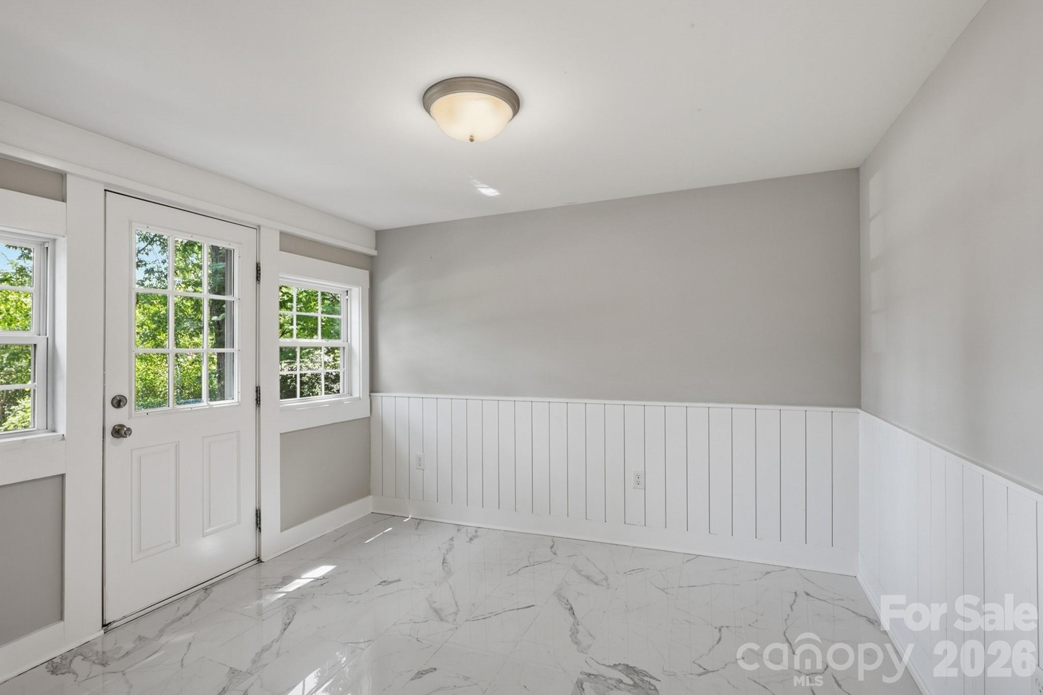 410 N Cannon Boulevard — Kannapolis