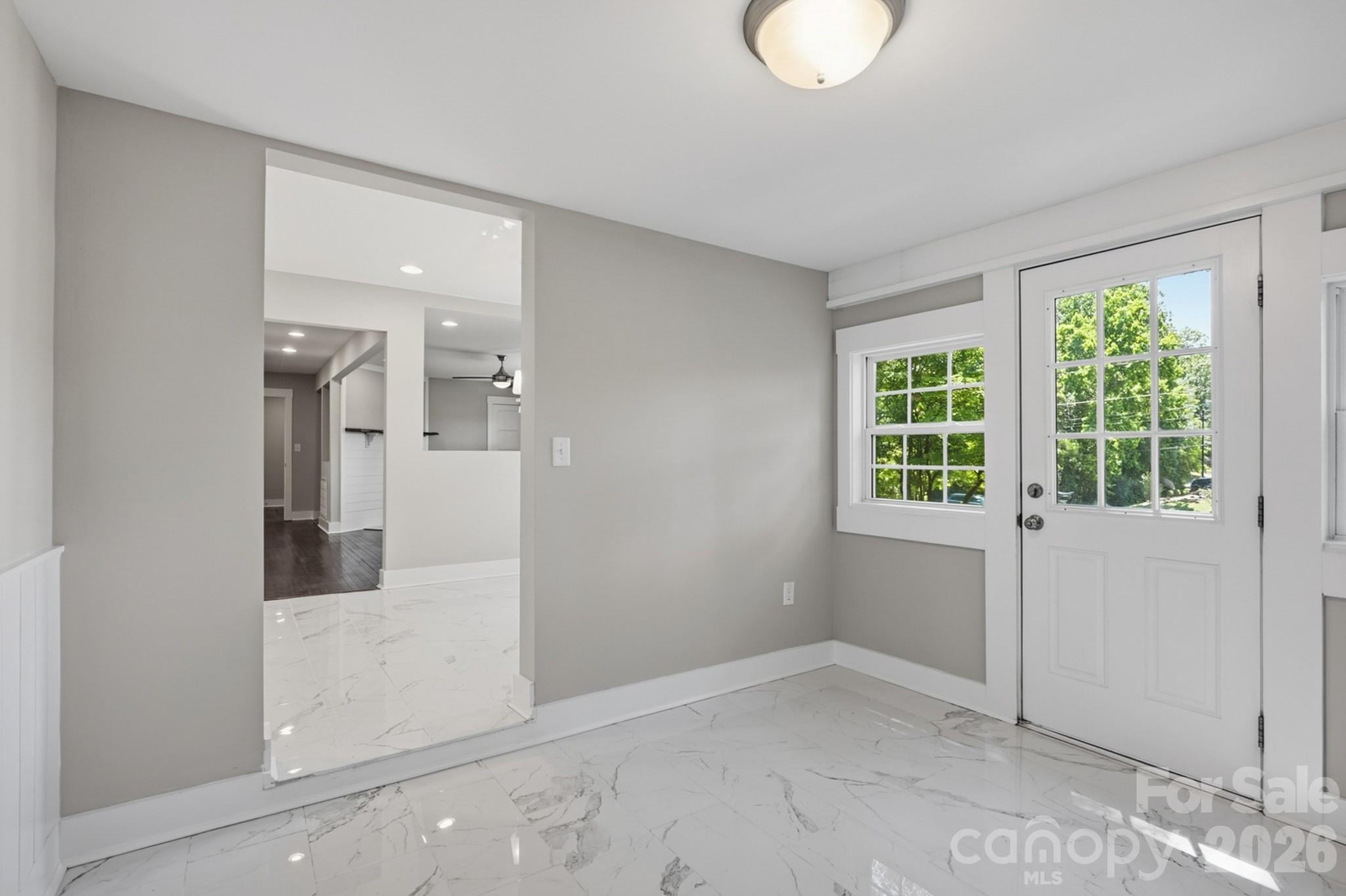 410 N Cannon Boulevard — Kannapolis