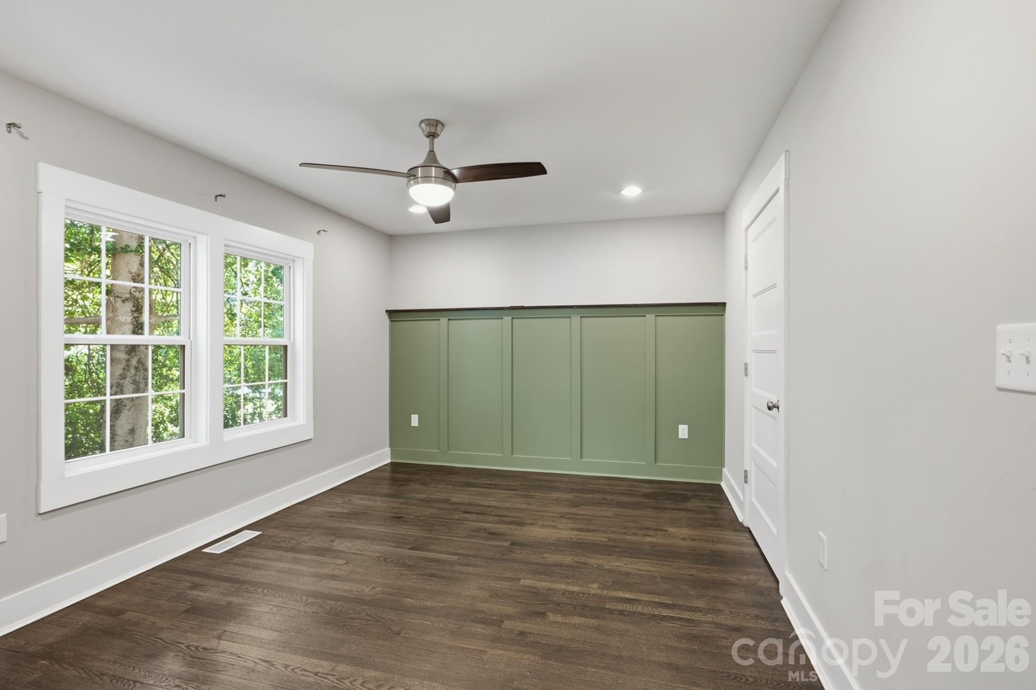 410 N Cannon Boulevard — Kannapolis