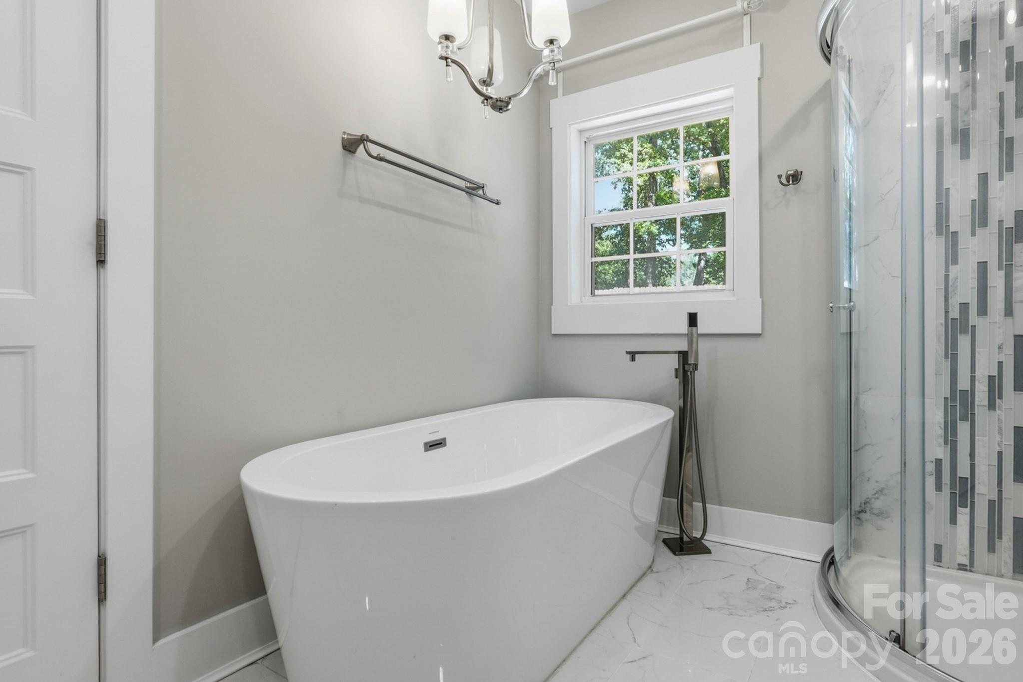 410 N Cannon Boulevard — Kannapolis