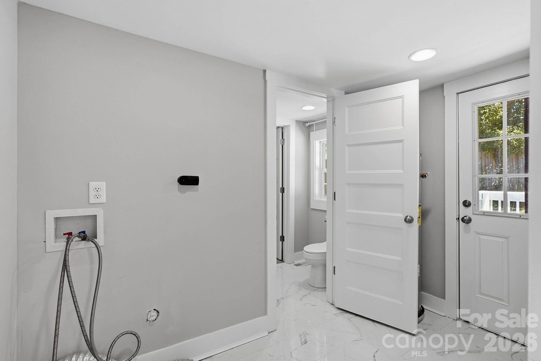410 N Cannon Boulevard — Kannapolis