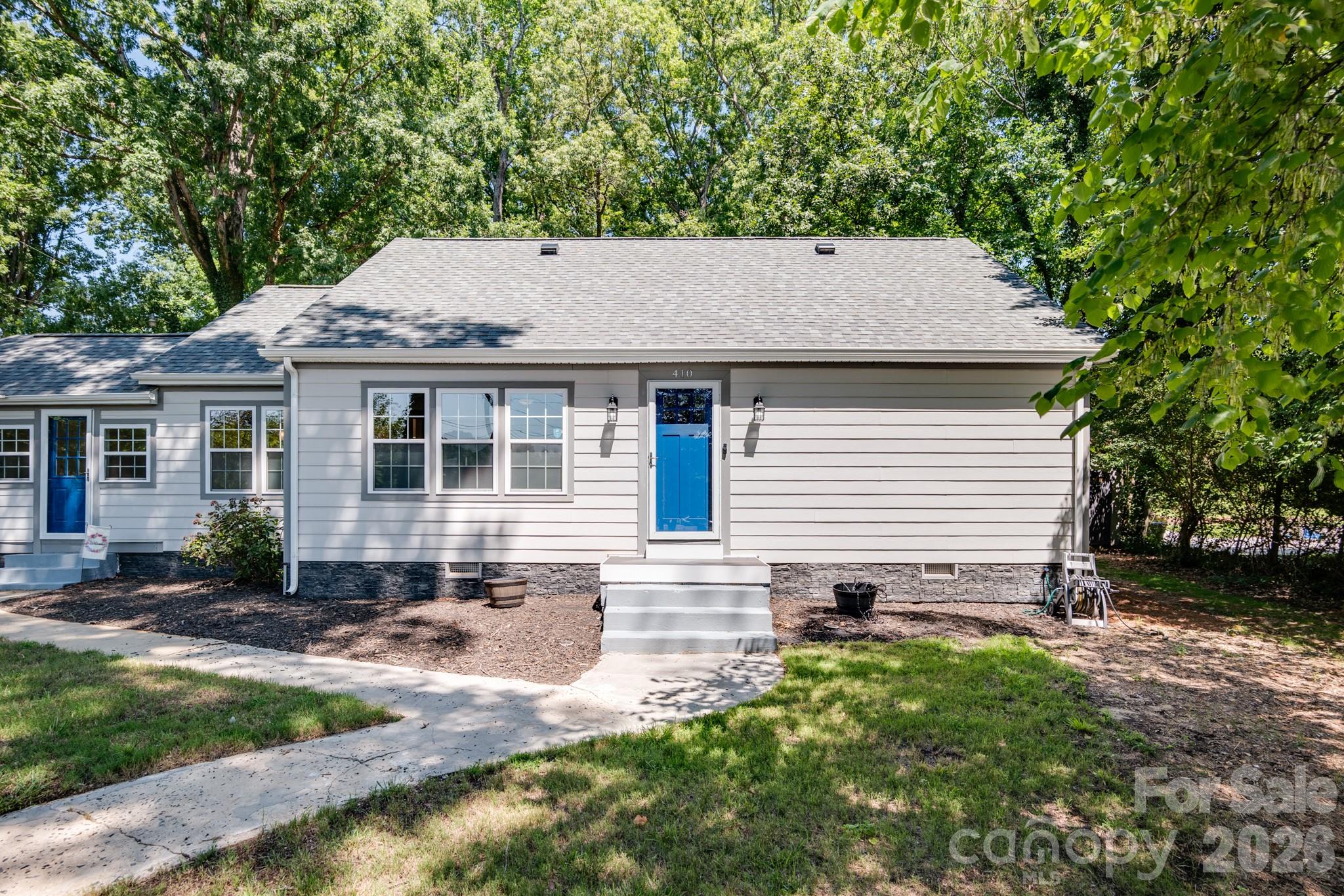 410 N Cannon Boulevard — Kannapolis