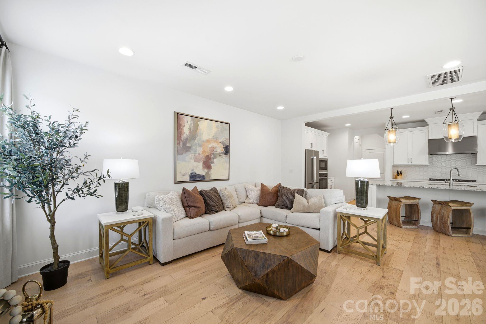 6008 Corbin Woods Court — Charlotte