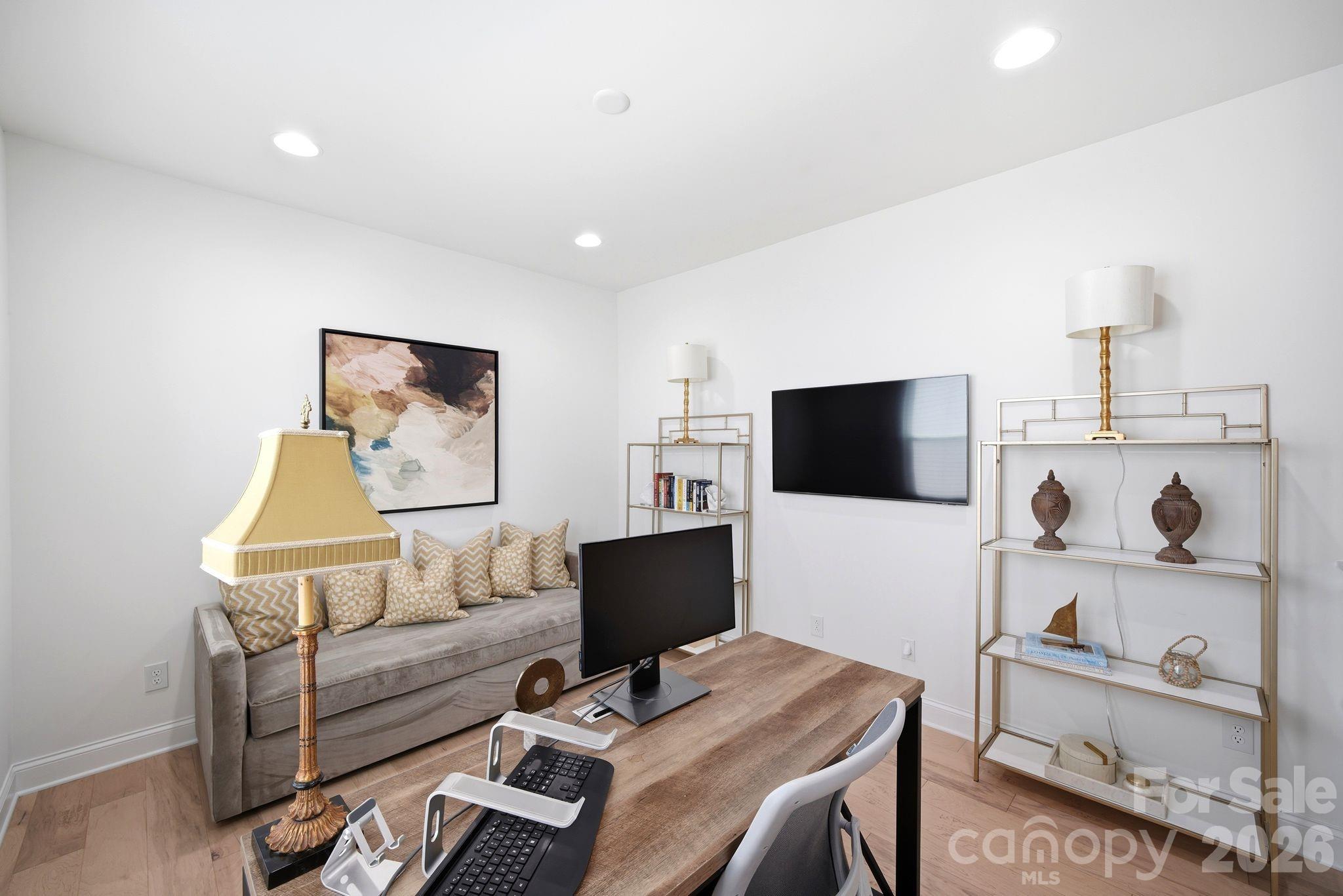 6008 Corbin Woods Court — Charlotte
