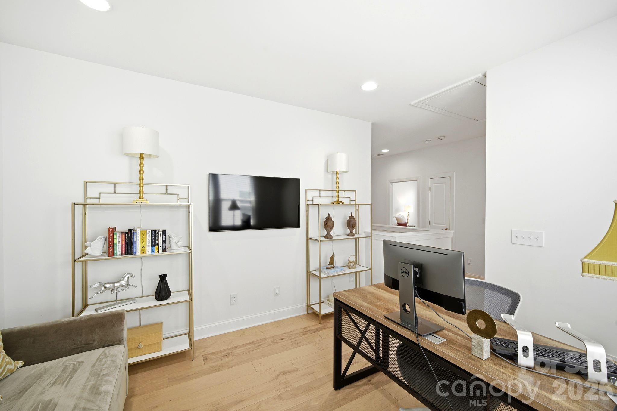 6008 Corbin Woods Court — Charlotte
