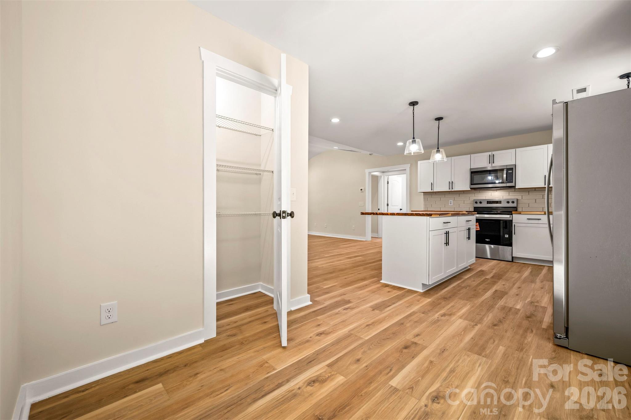 223 Pearidge Road — Bostic