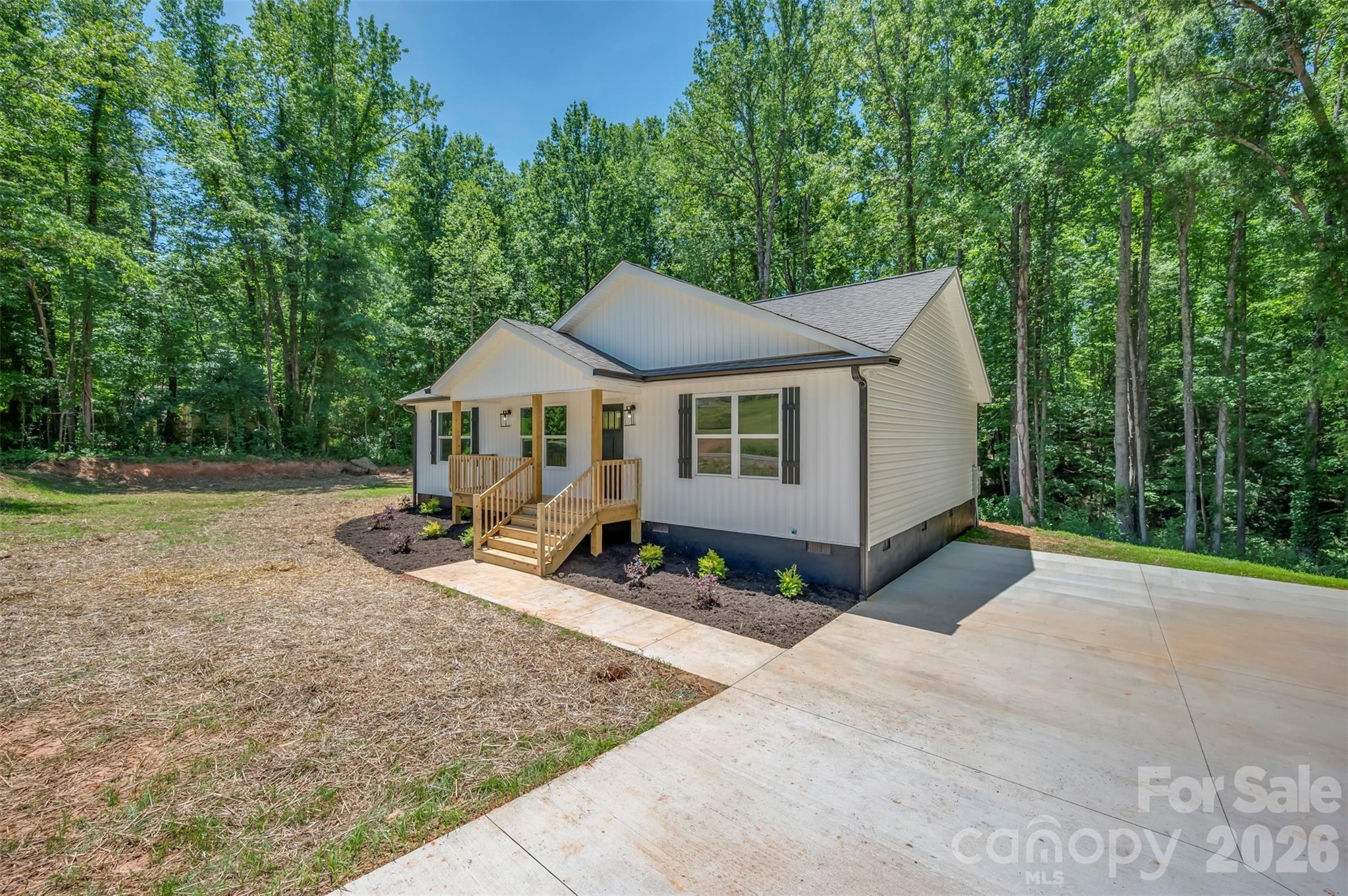 223 Pearidge Road — Bostic