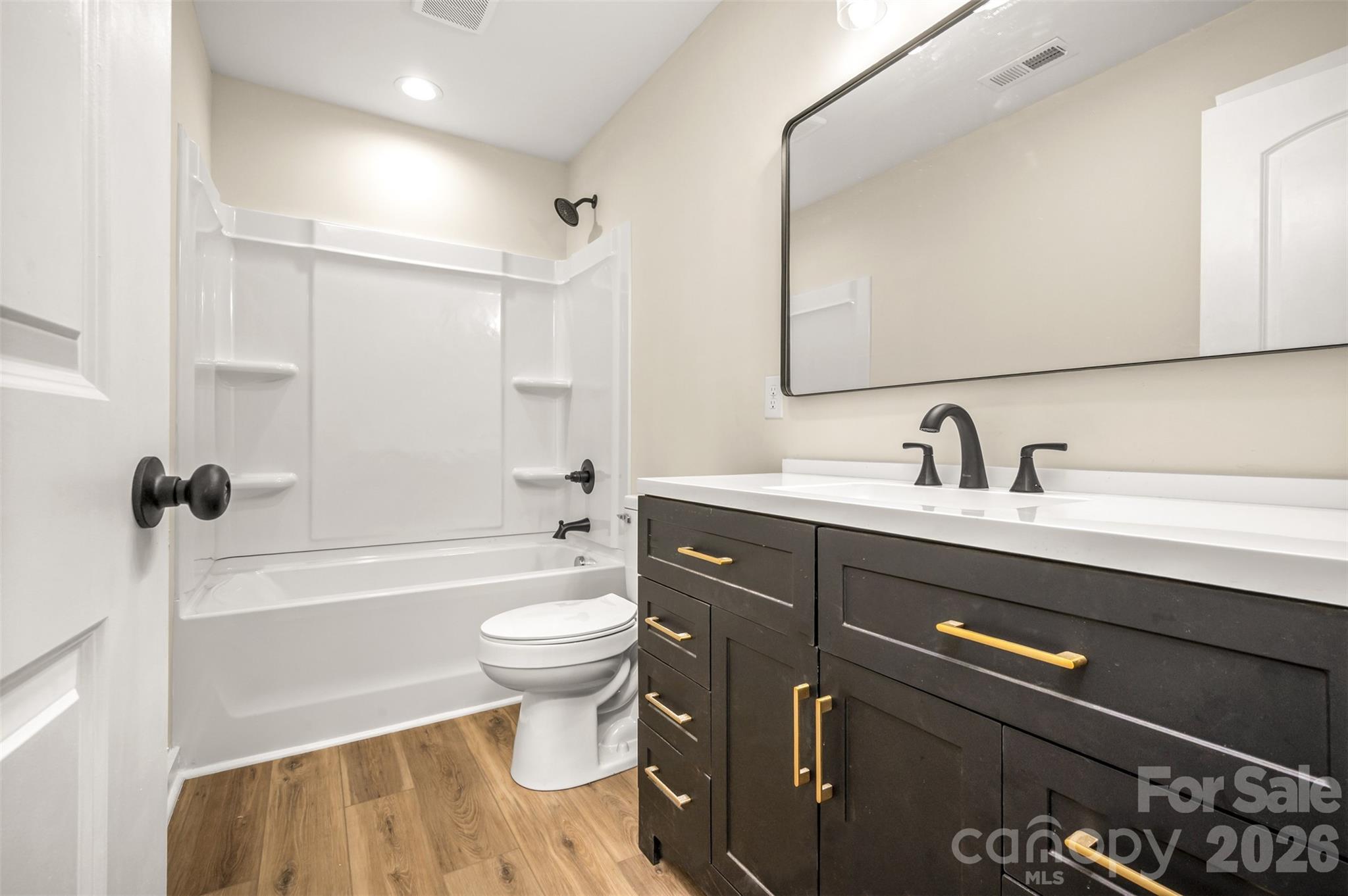223 Pearidge Road — Bostic