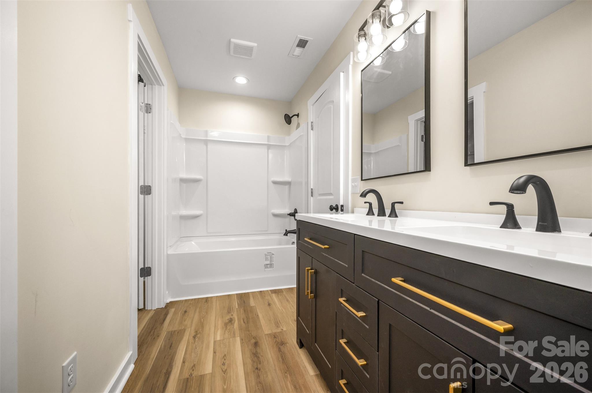 223 Pearidge Road — Bostic