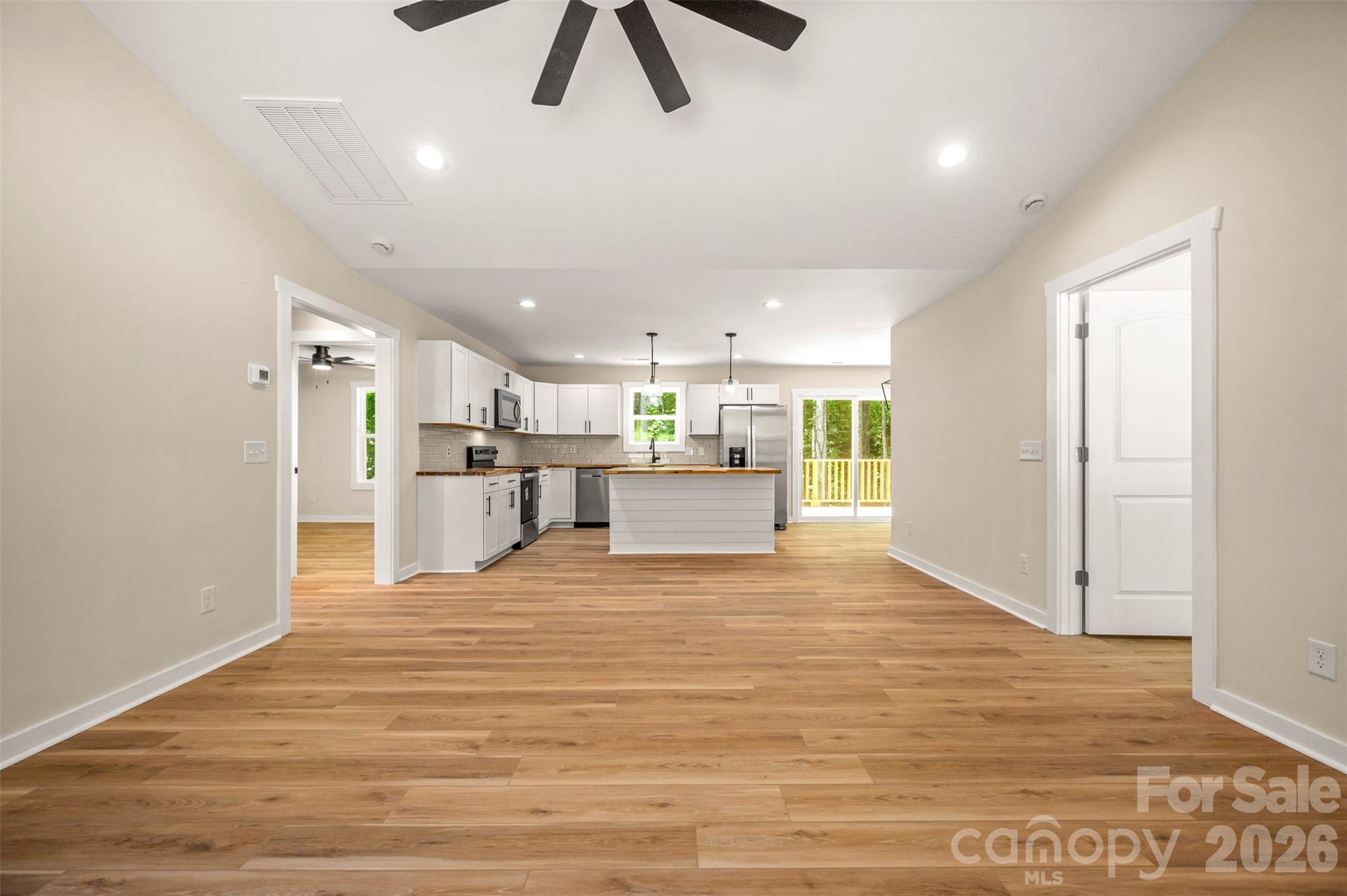 223 Pearidge Road — Bostic