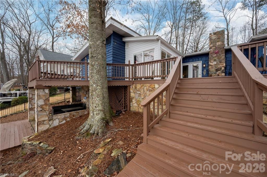 1250 Lake Drive #9 — Lexington
