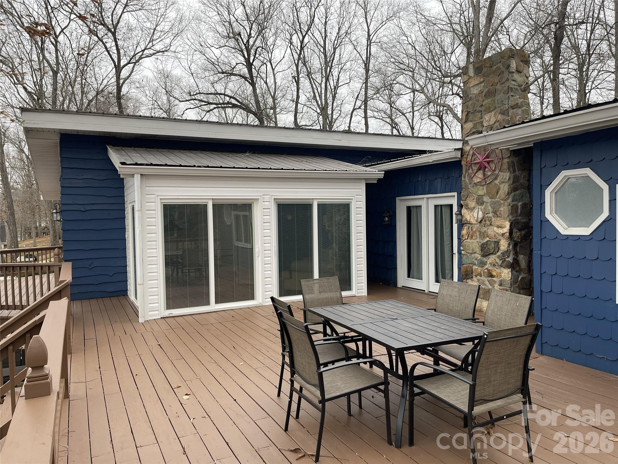 1250 Lake Drive #9 — Lexington