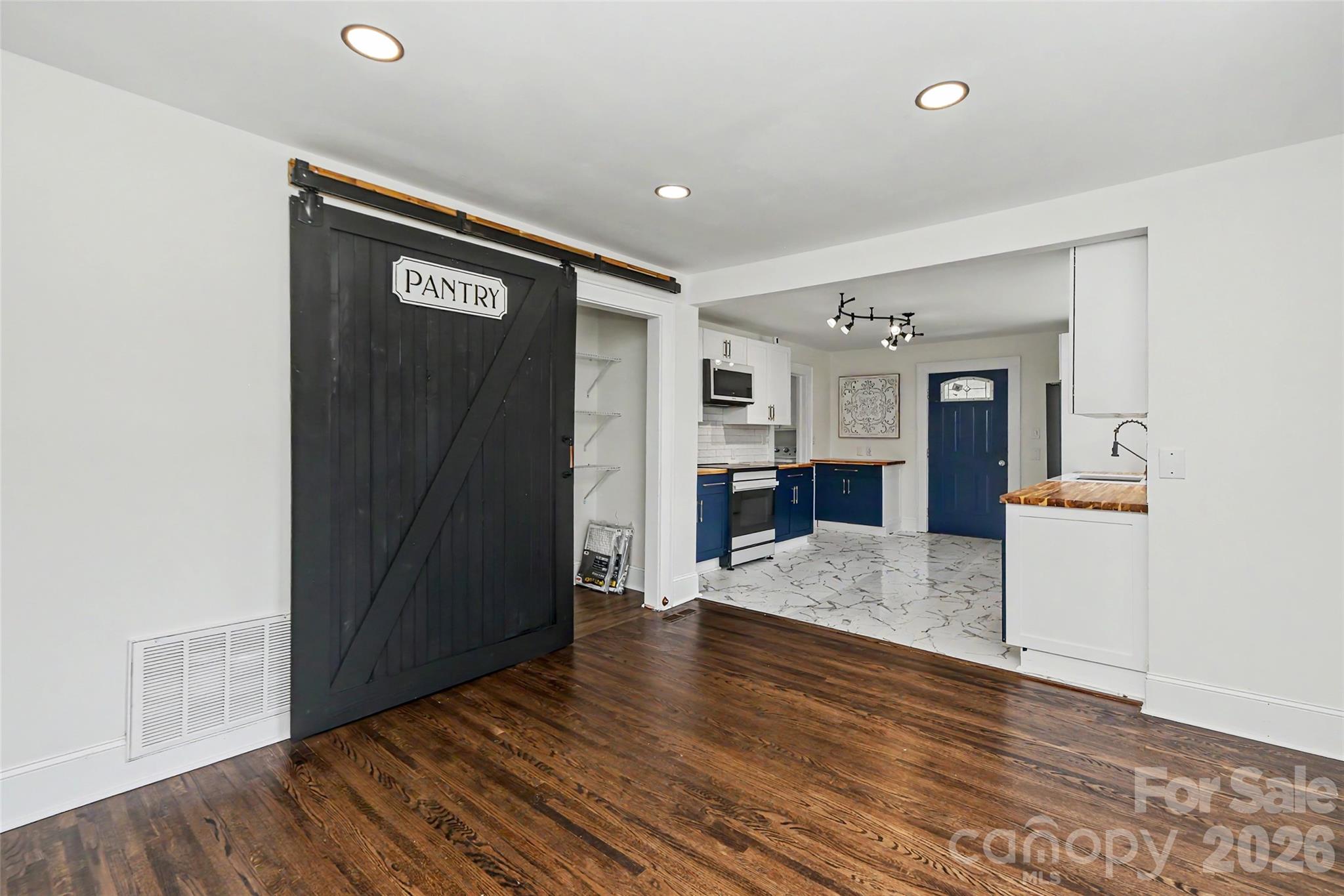 110 Westover Drive N #3,5 — Monroe