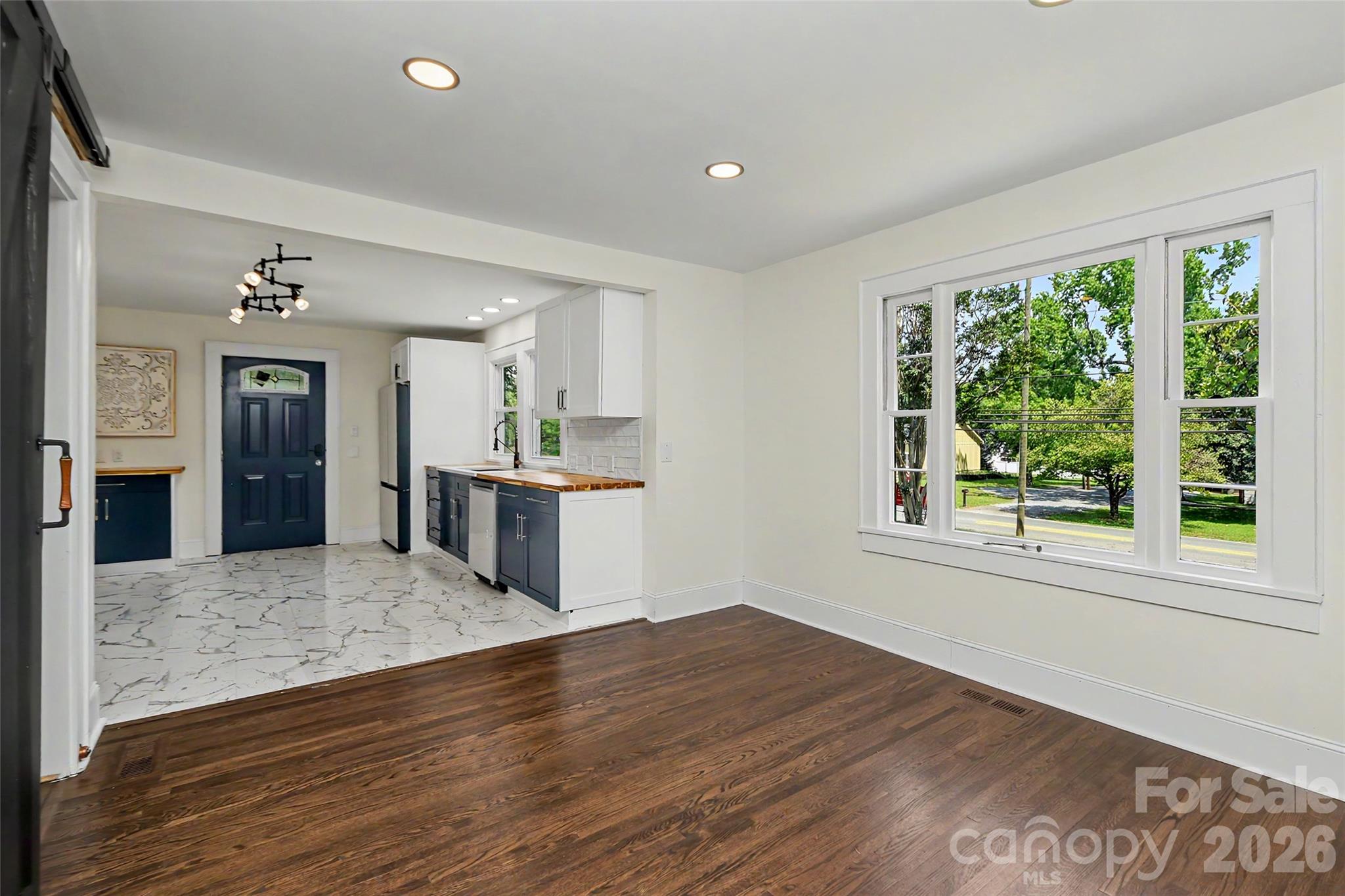 110 Westover Drive N #3,5 — Monroe