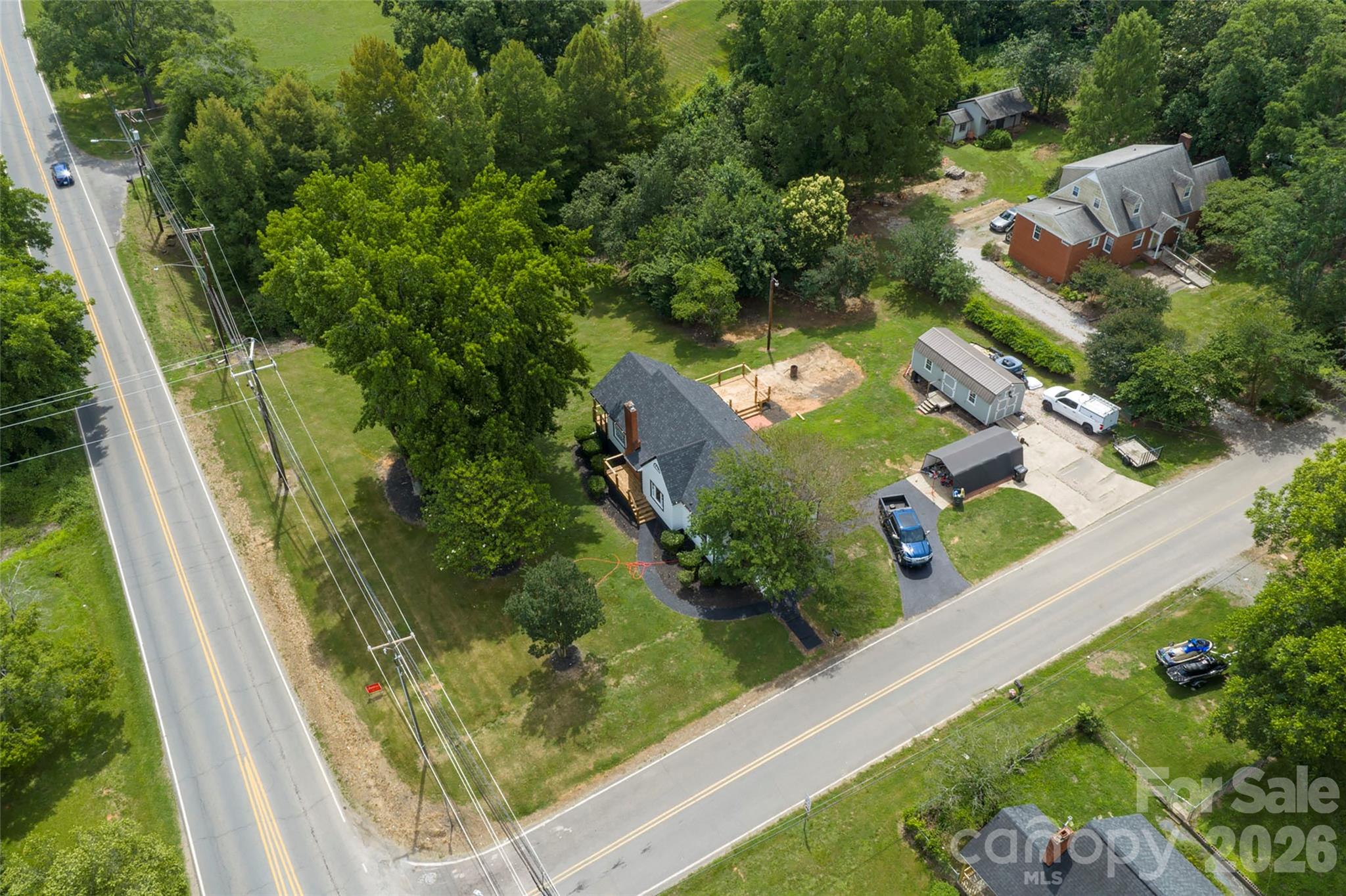 110 Westover Drive N #3,5 — Monroe