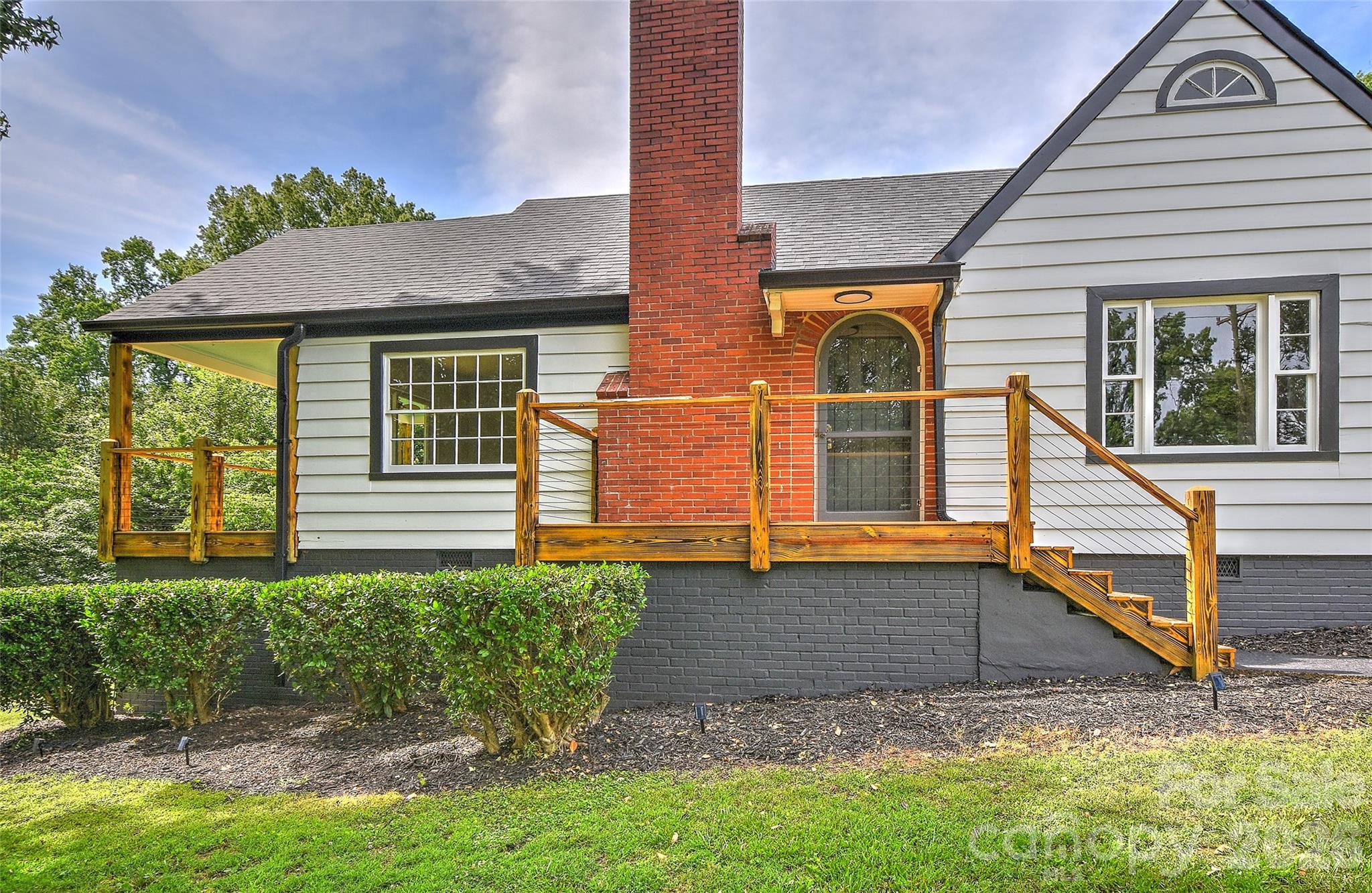 110 Westover Drive N #3,5 — Monroe