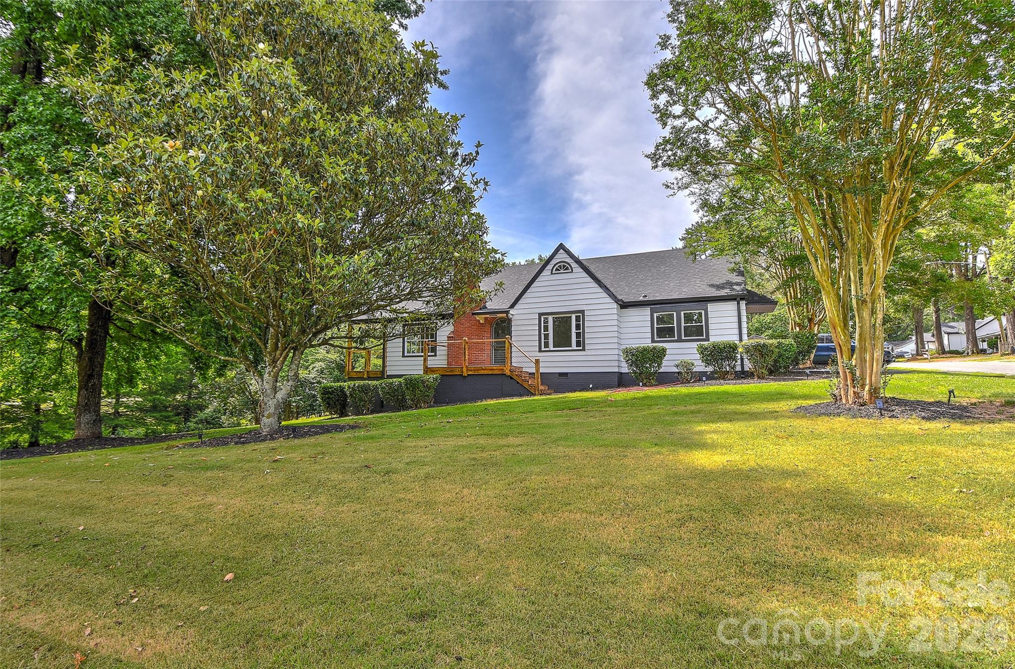 110 Westover Drive N #3,5 — Monroe