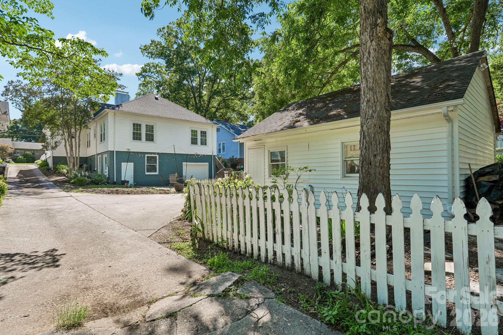 355 Union Street S — Concord