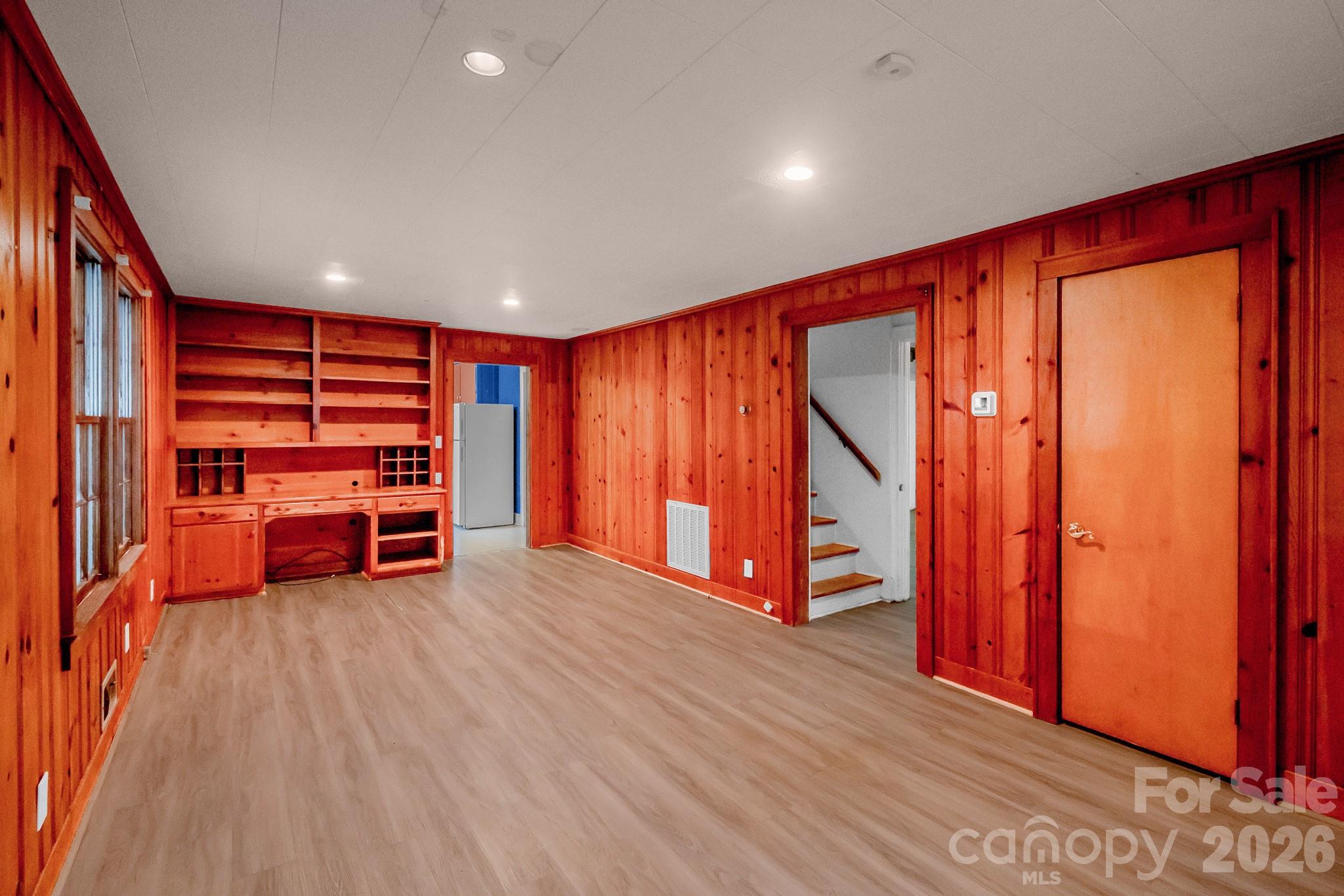 55 Maple Street — Badin