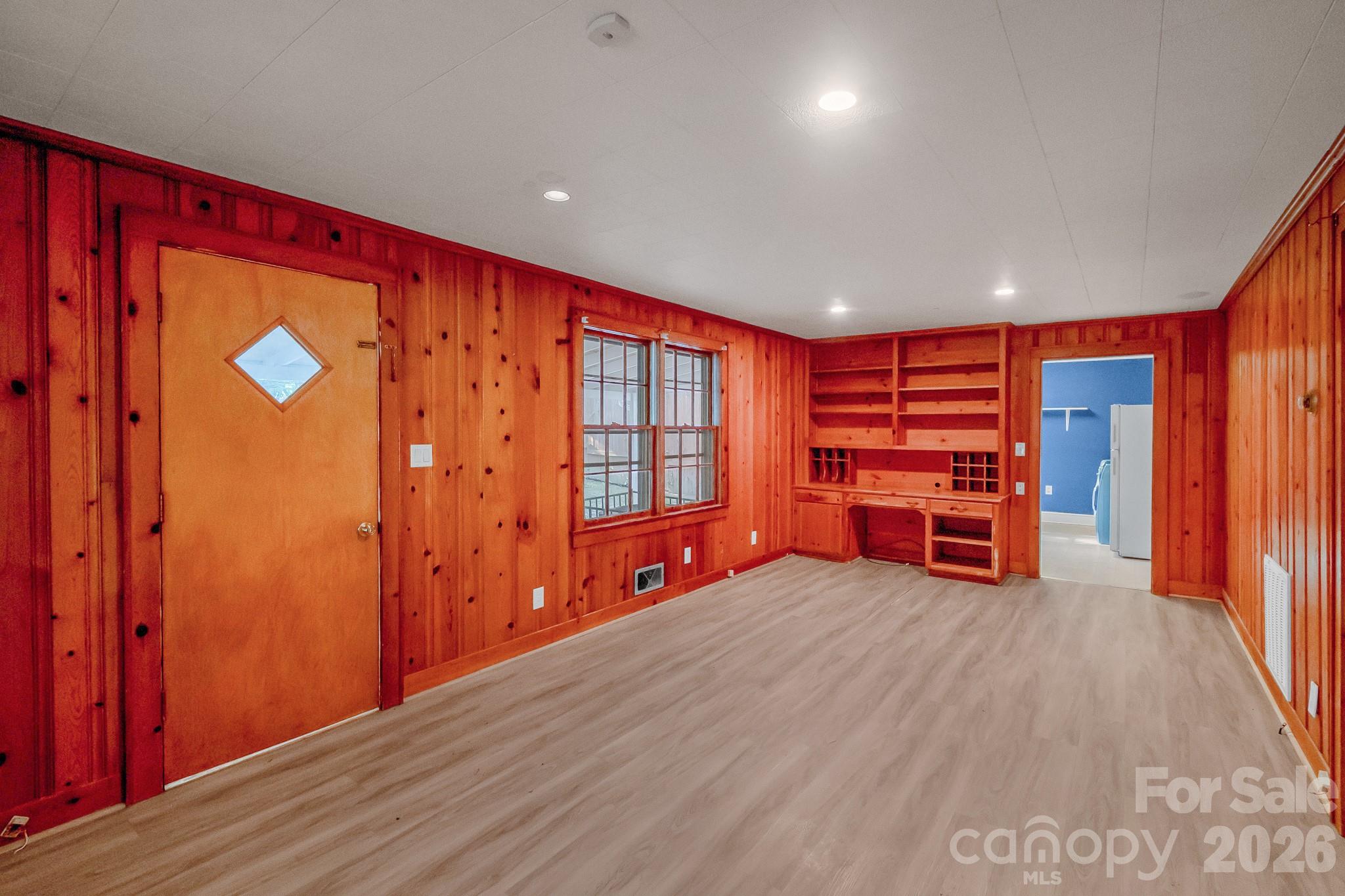 55 Maple Street — Badin