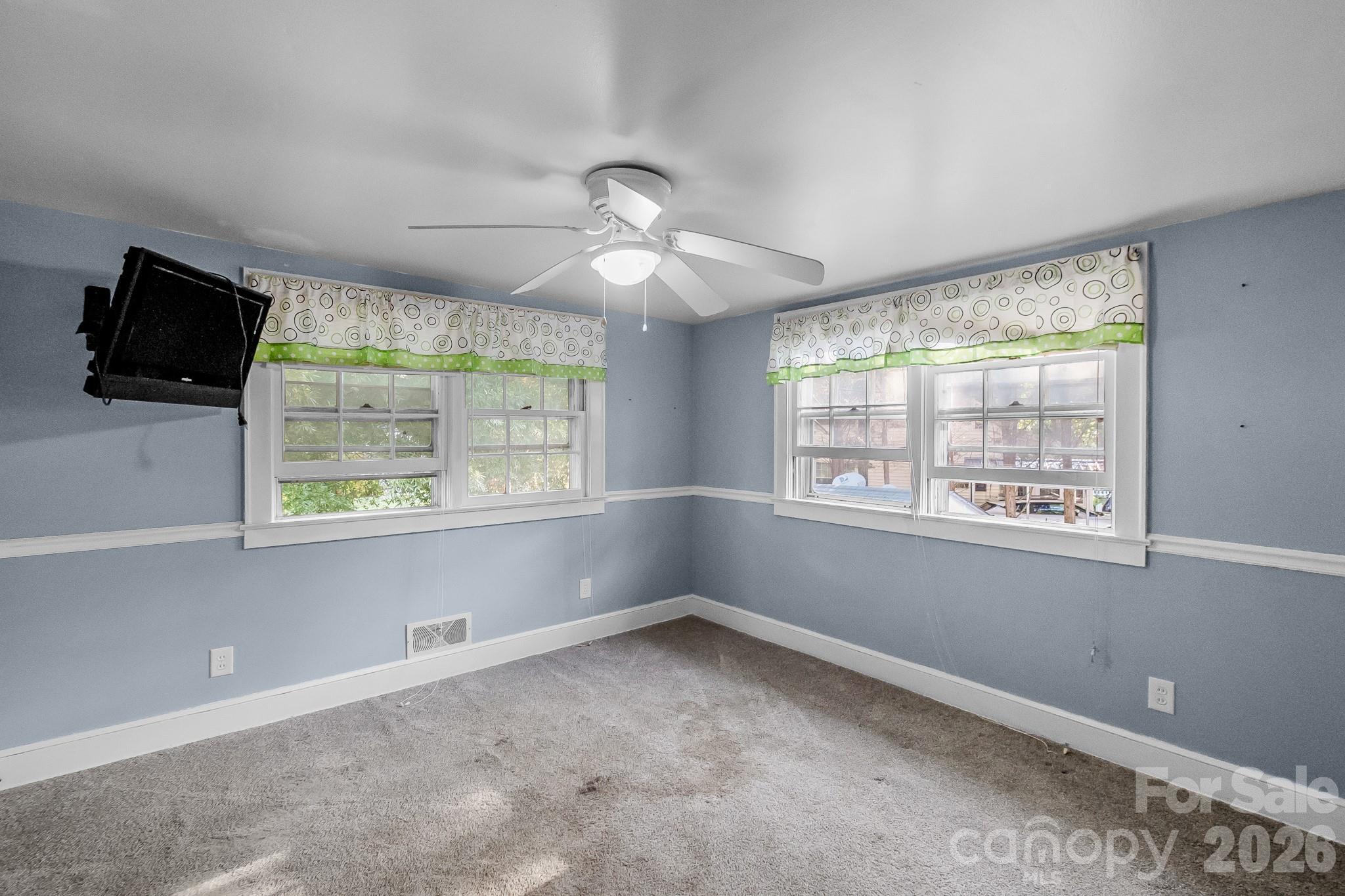 55 Maple Street — Badin