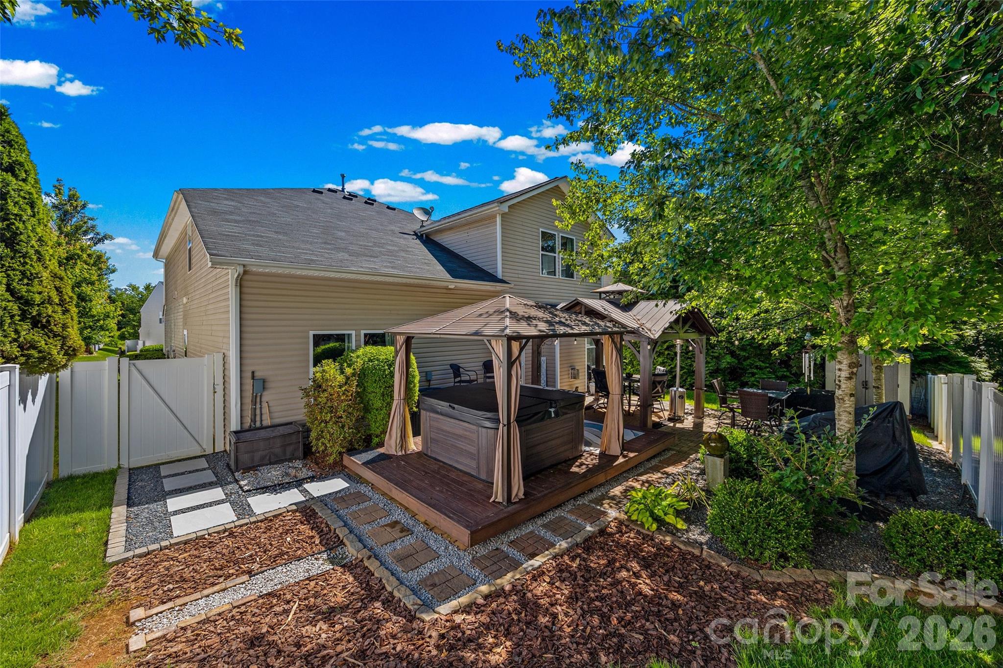 836 Watling Street — Fort Mill