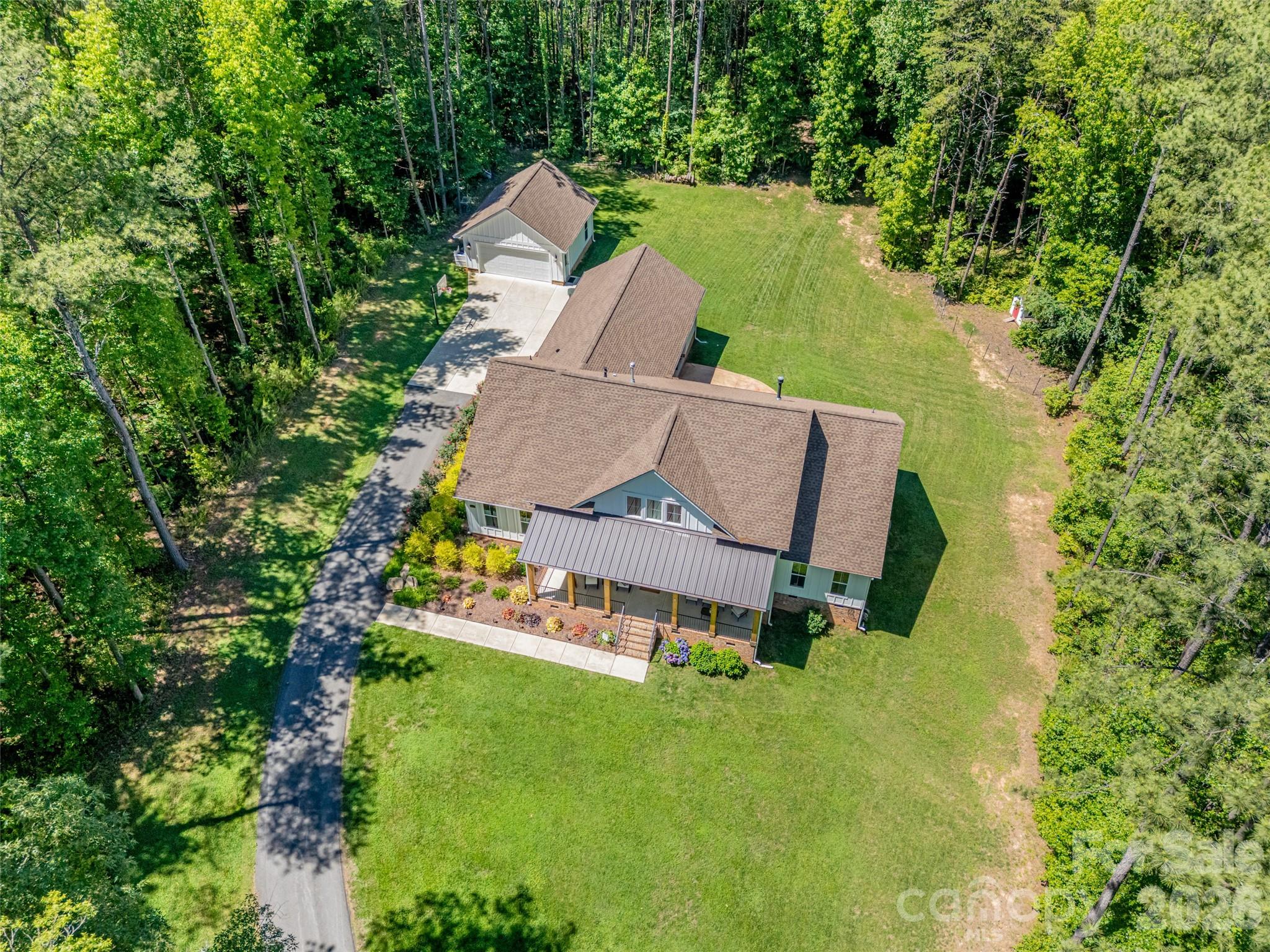 2481 Highway 161 Highway S — York