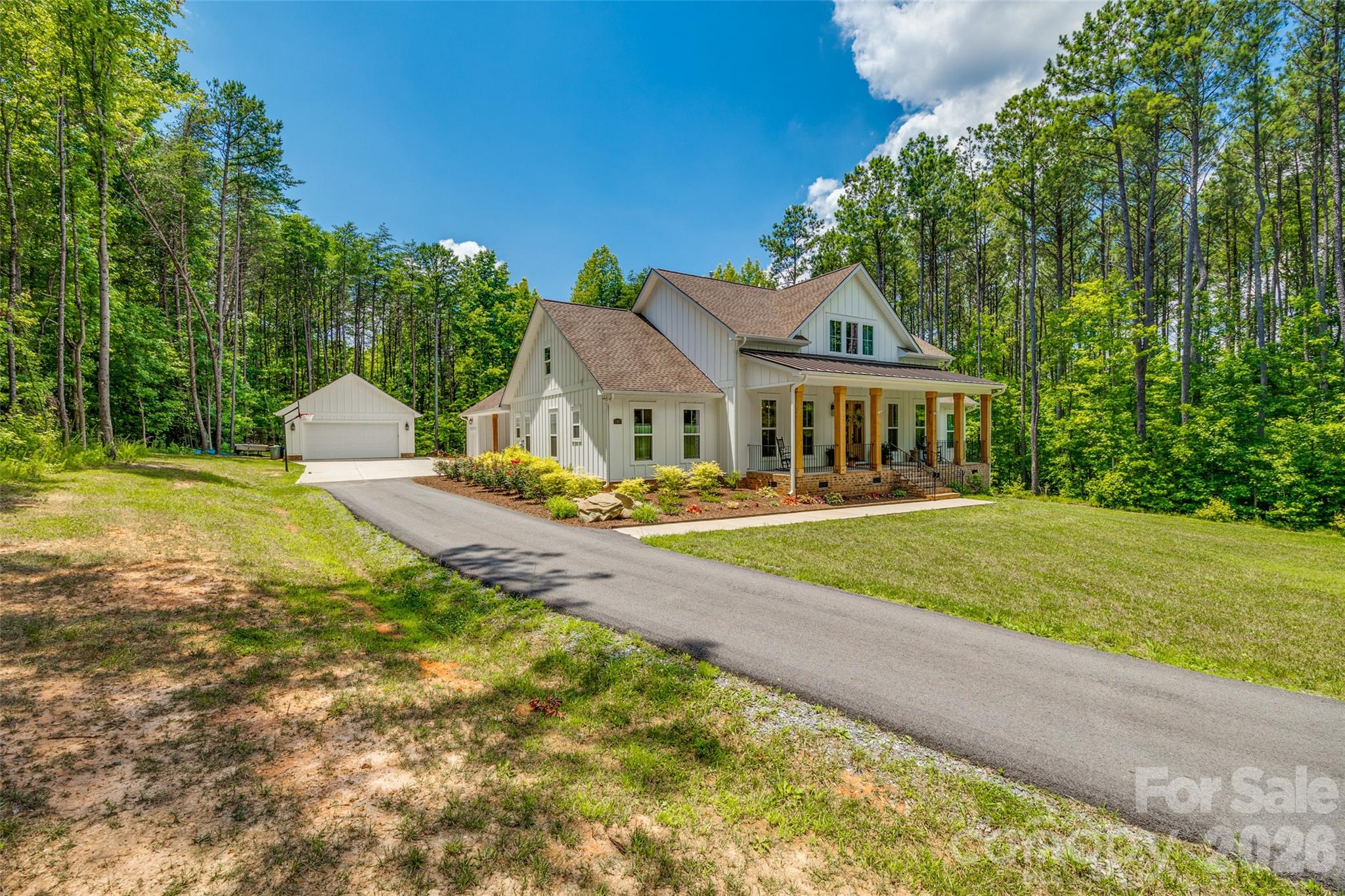 2481 Highway 161 Highway S — York