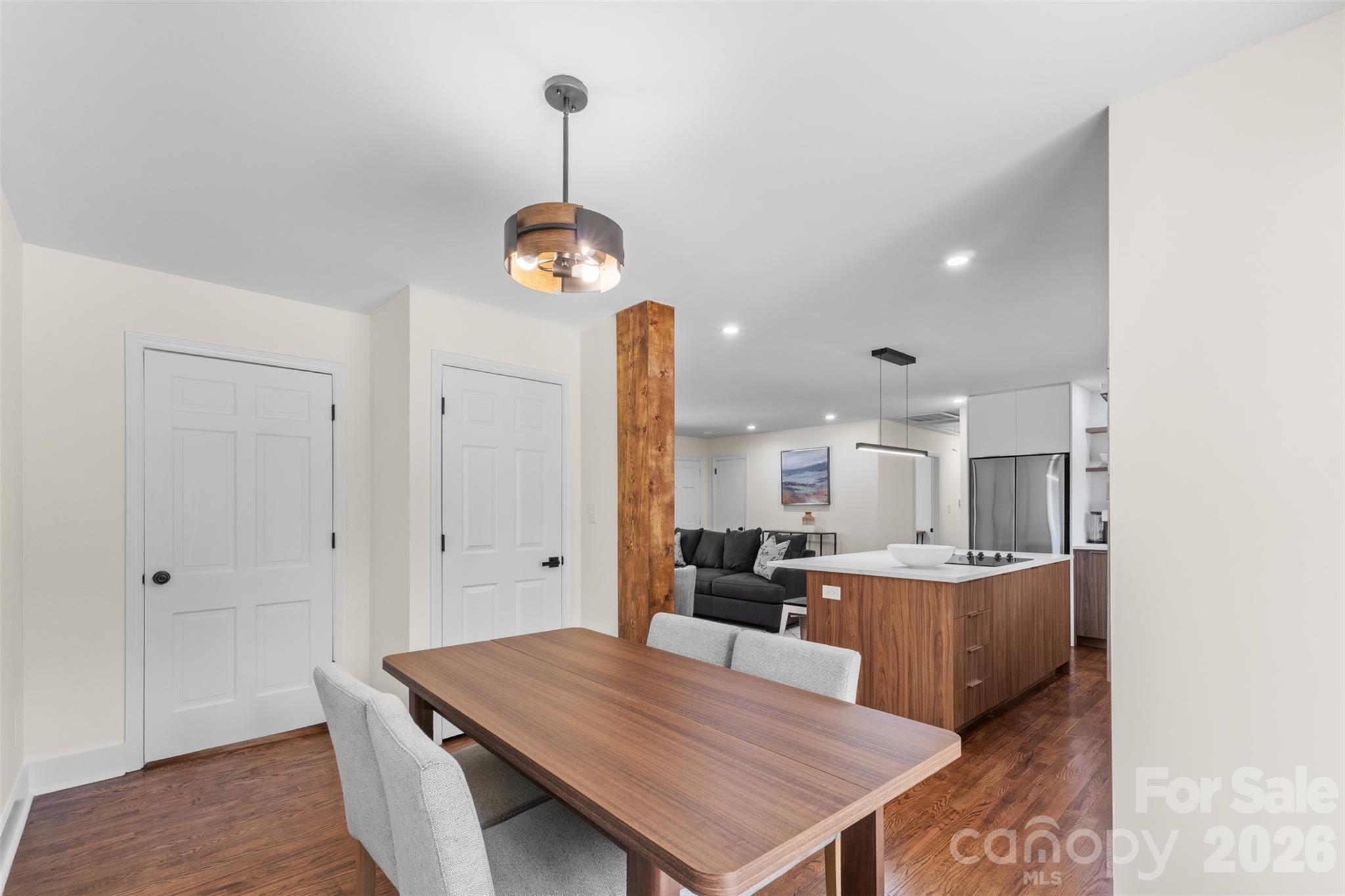 2014 Sandhurst Drive — Charlotte