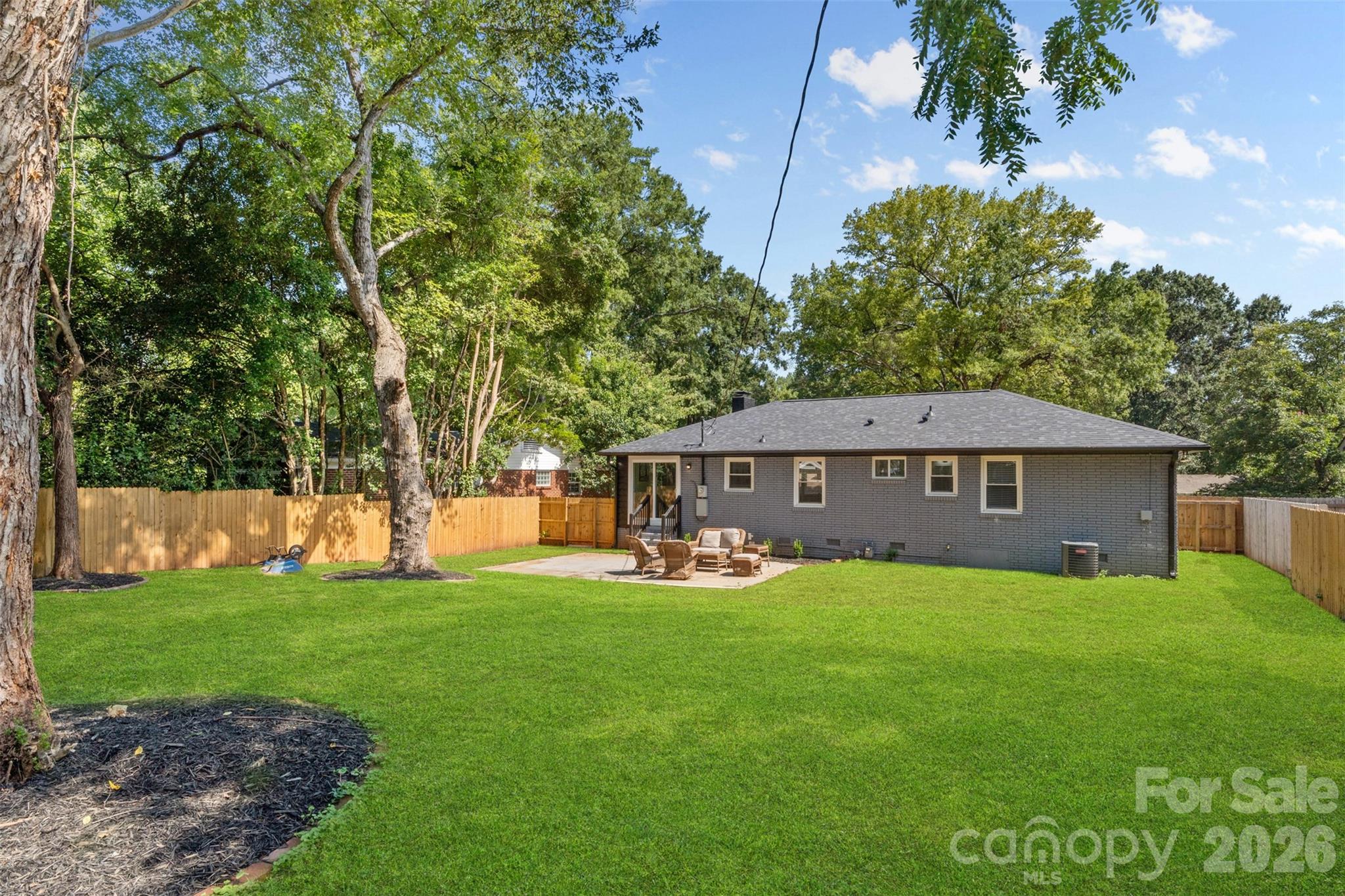 2014 Sandhurst Drive — Charlotte