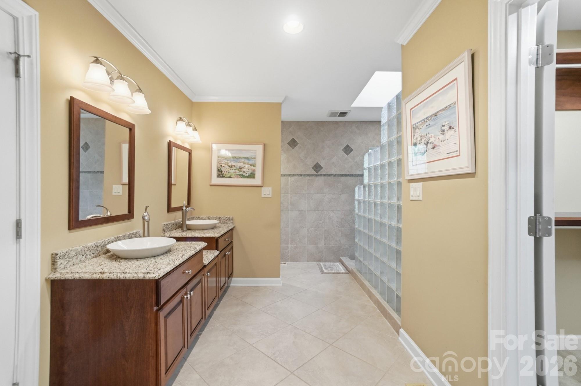 29 Sunrise Point Road — Lake Wylie