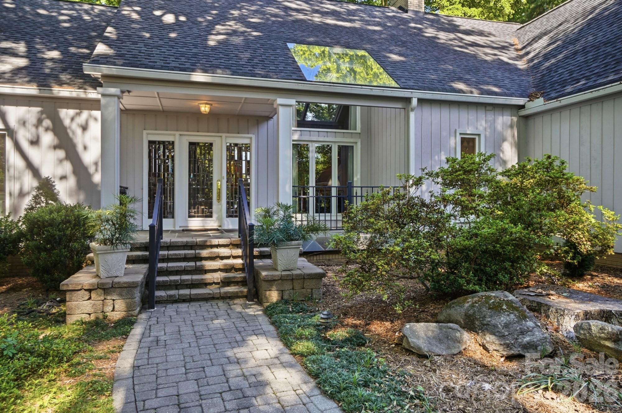 29 Sunrise Point Road — Lake Wylie