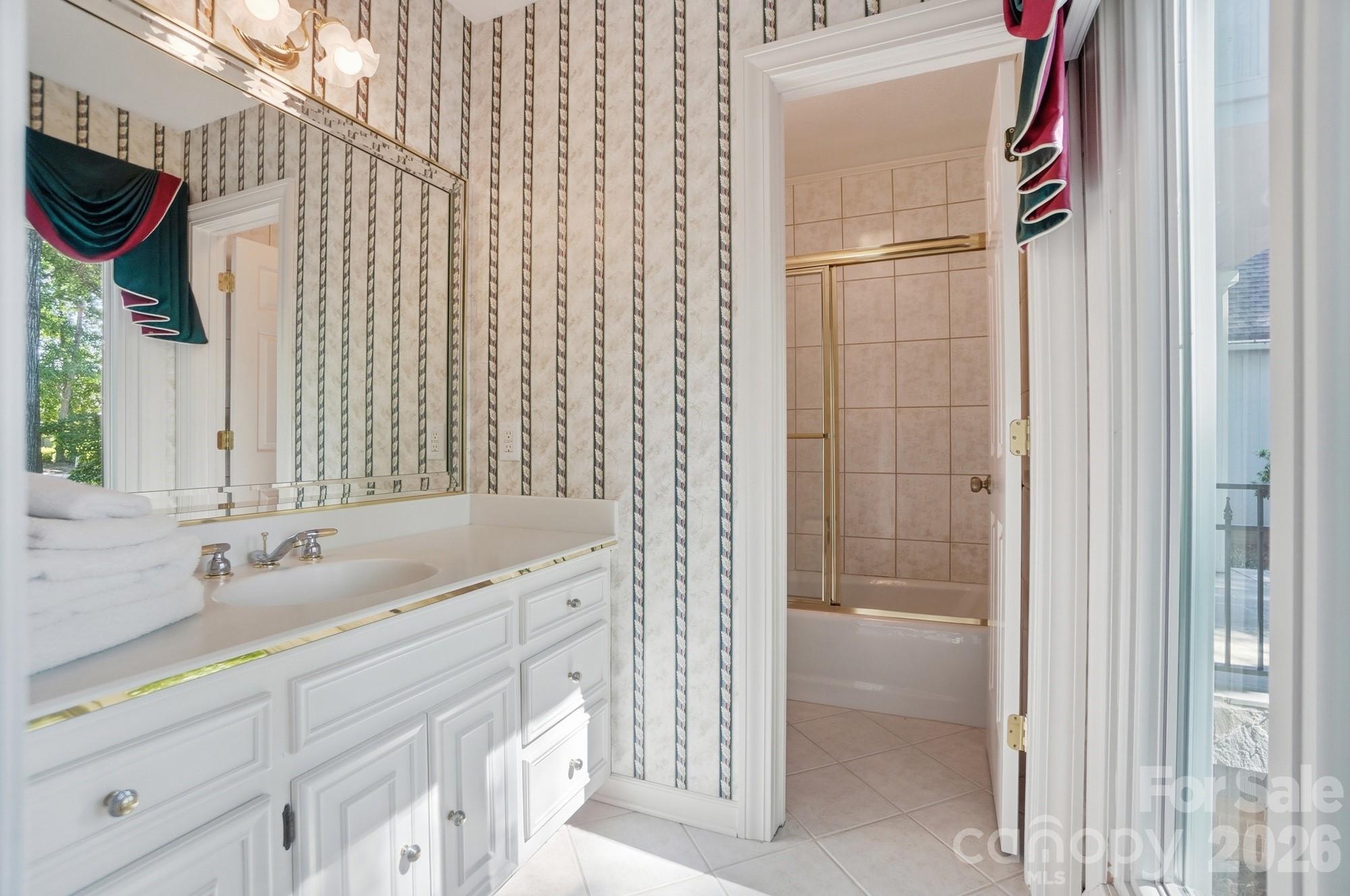 29 Sunrise Point Road — Lake Wylie