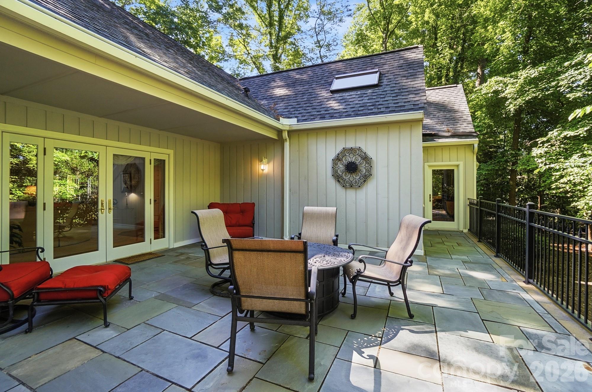 29 Sunrise Point Road — Lake Wylie