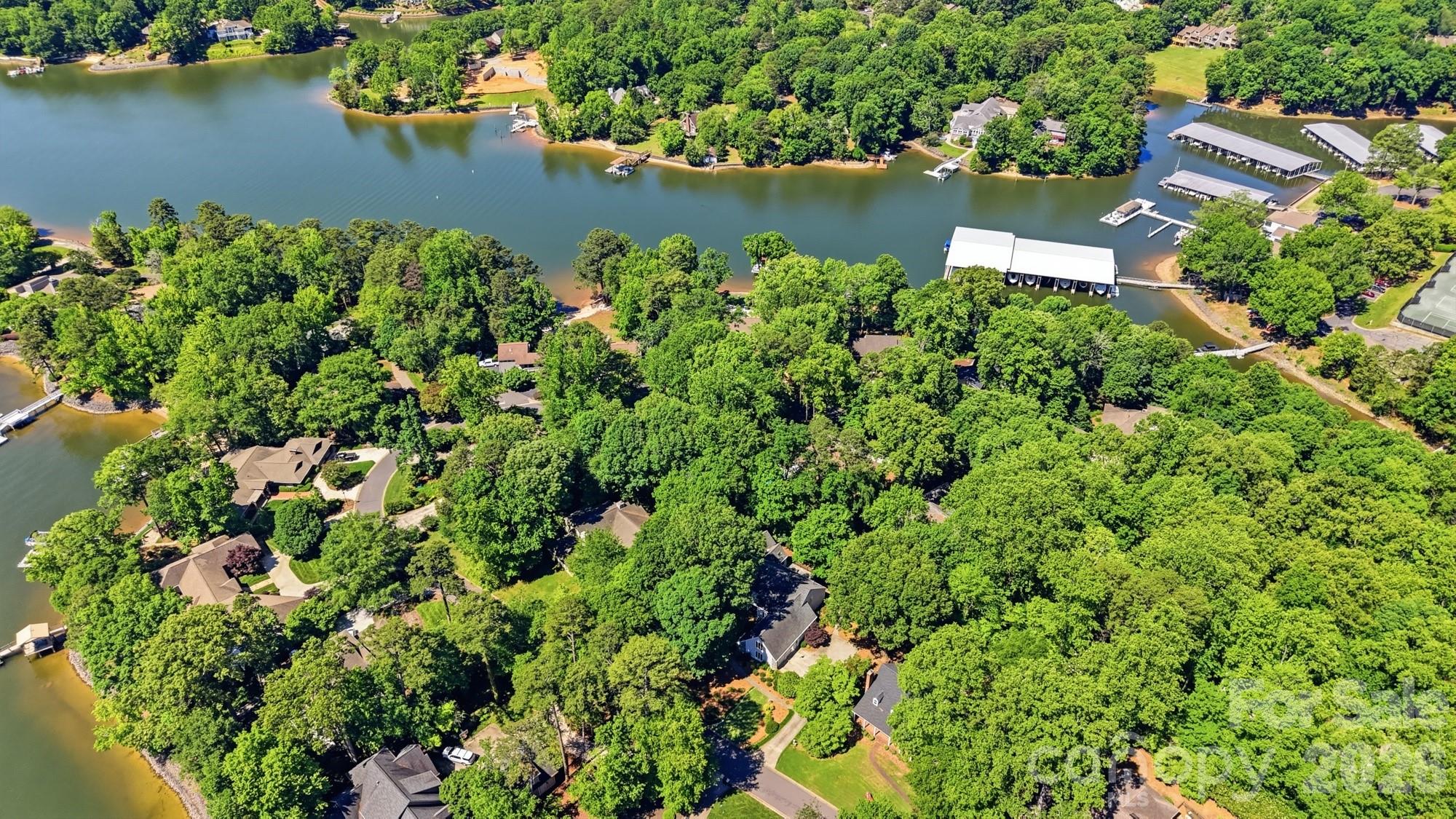 29 Sunrise Point Road — Lake Wylie