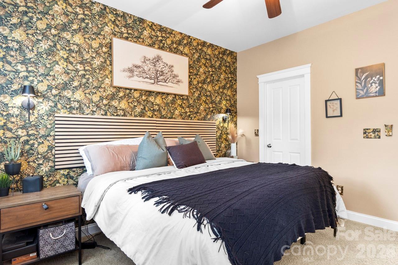 807 Cattaloochee Lane — Huntersville