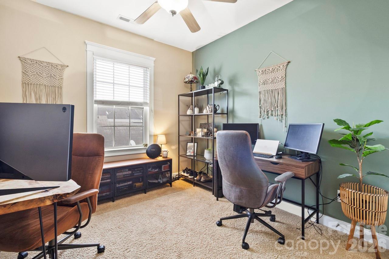 807 Cattaloochee Lane — Huntersville