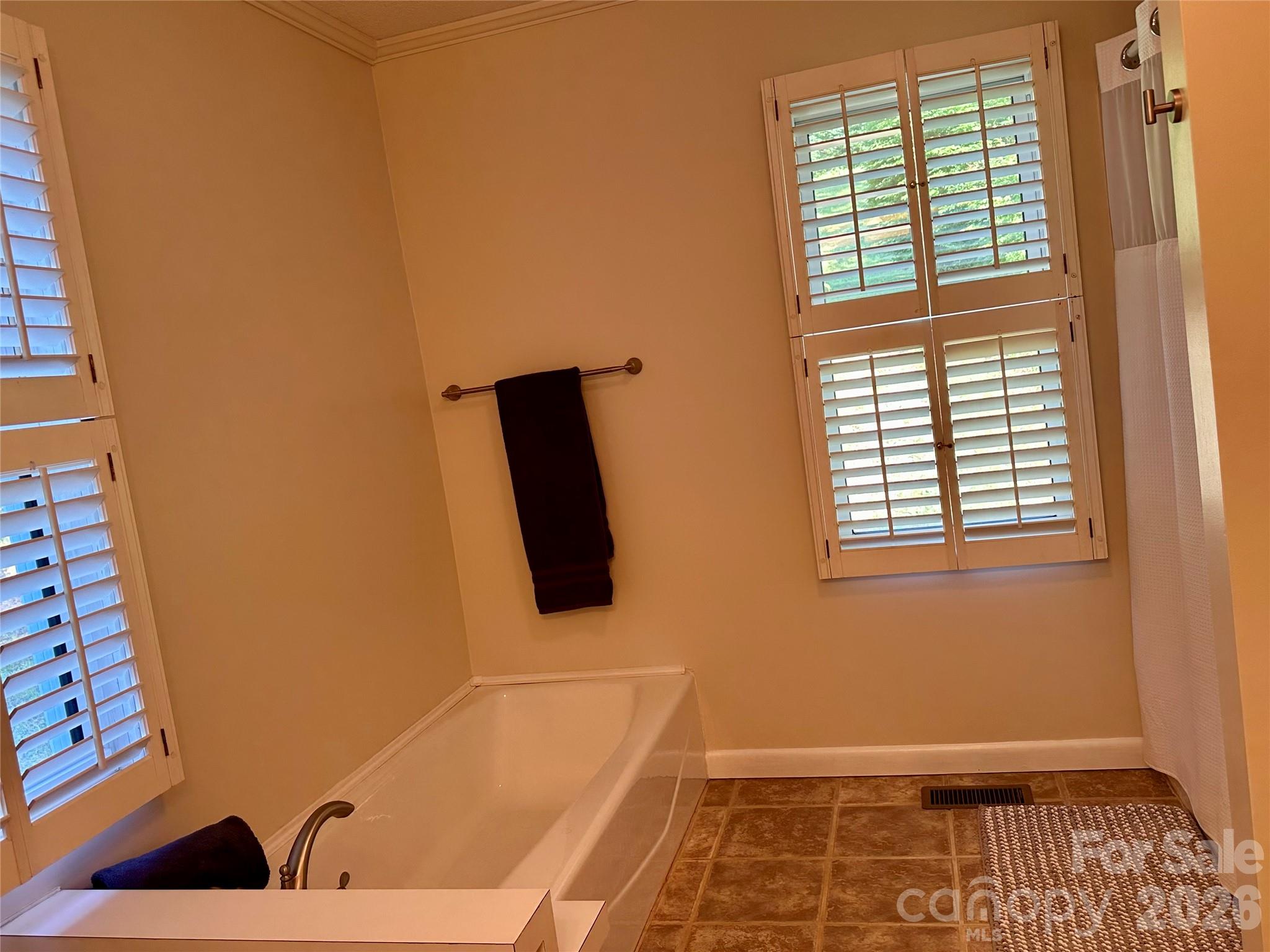 21 Byrd Lane — Brevard