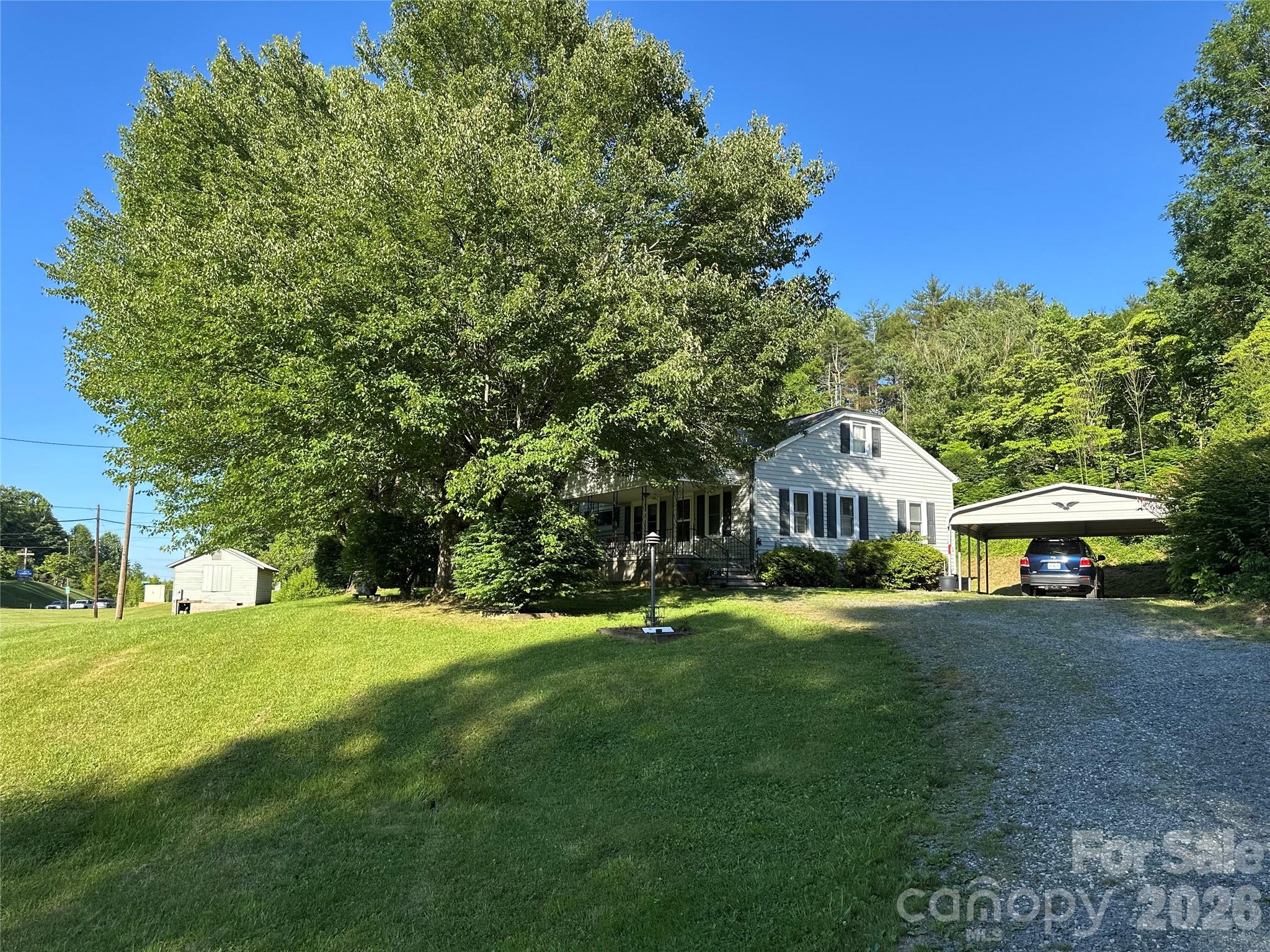 21 Byrd Lane — Brevard