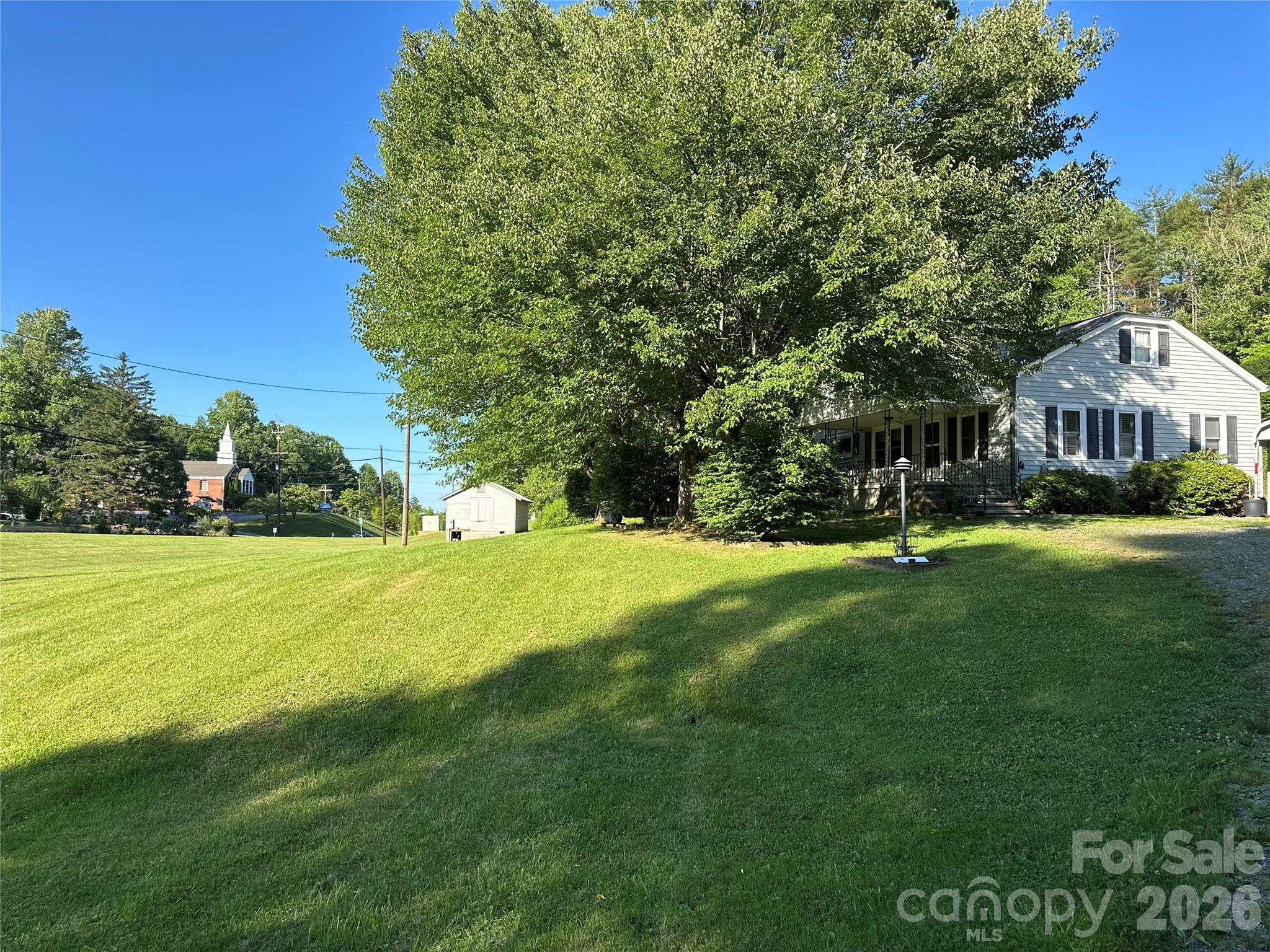 21 Byrd Lane — Brevard
