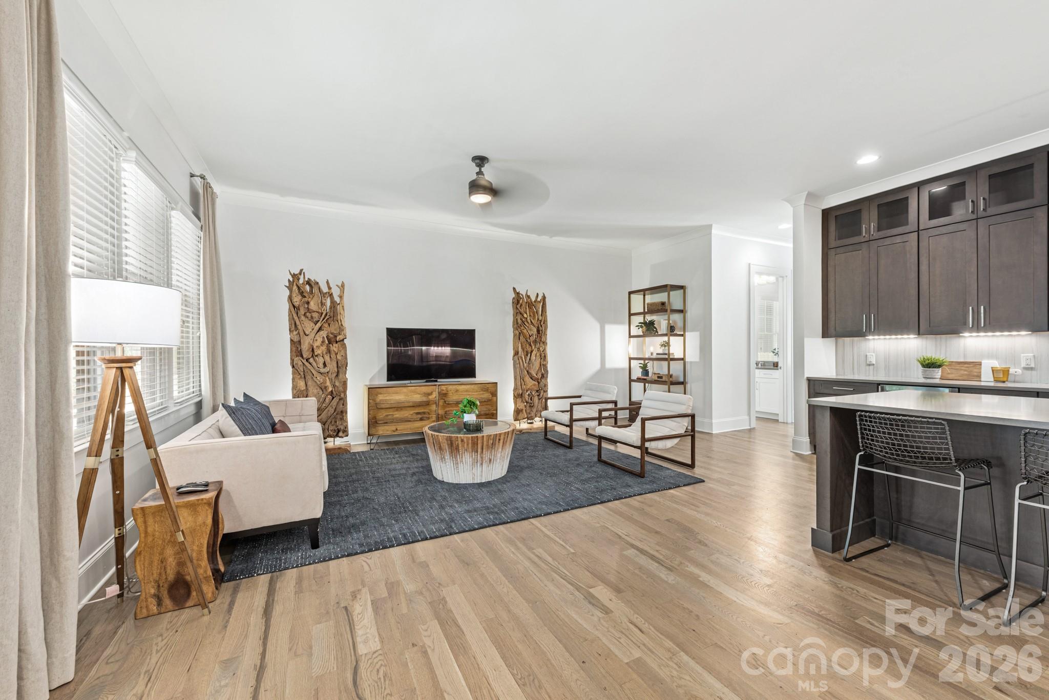 1301 Catawba Avenue — Charlotte