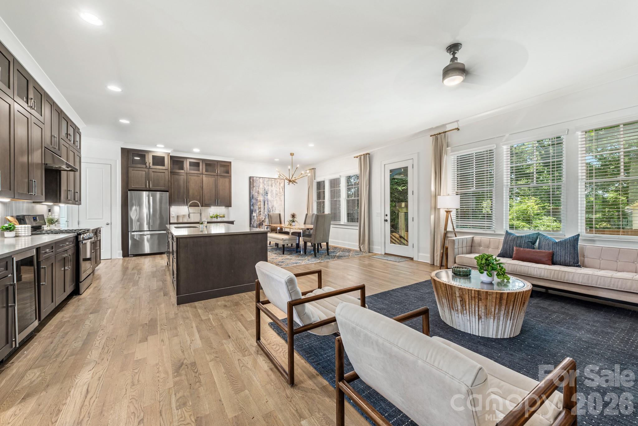 1301 Catawba Avenue — Charlotte