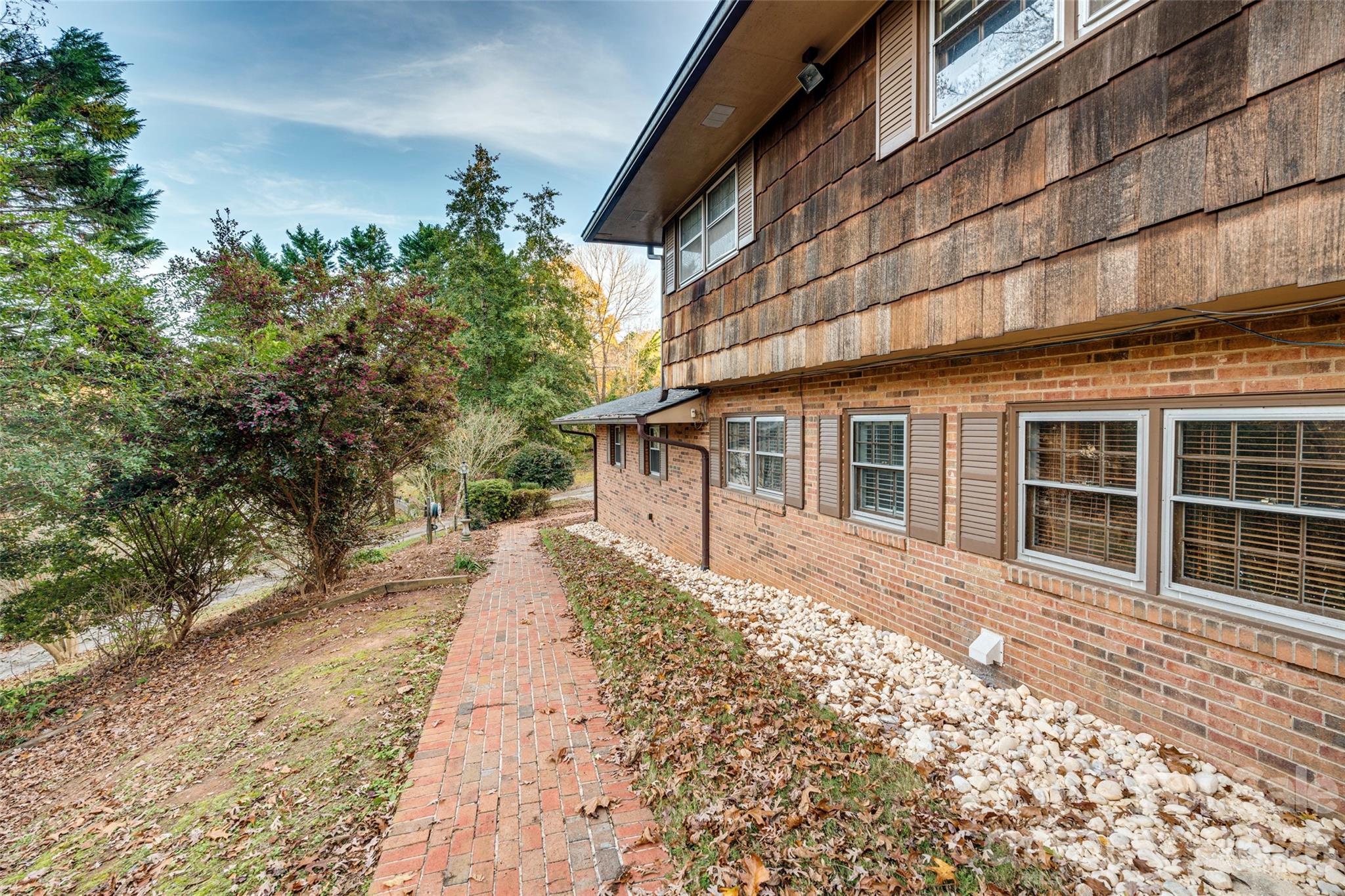 473 Woodend Drive SE — Concord