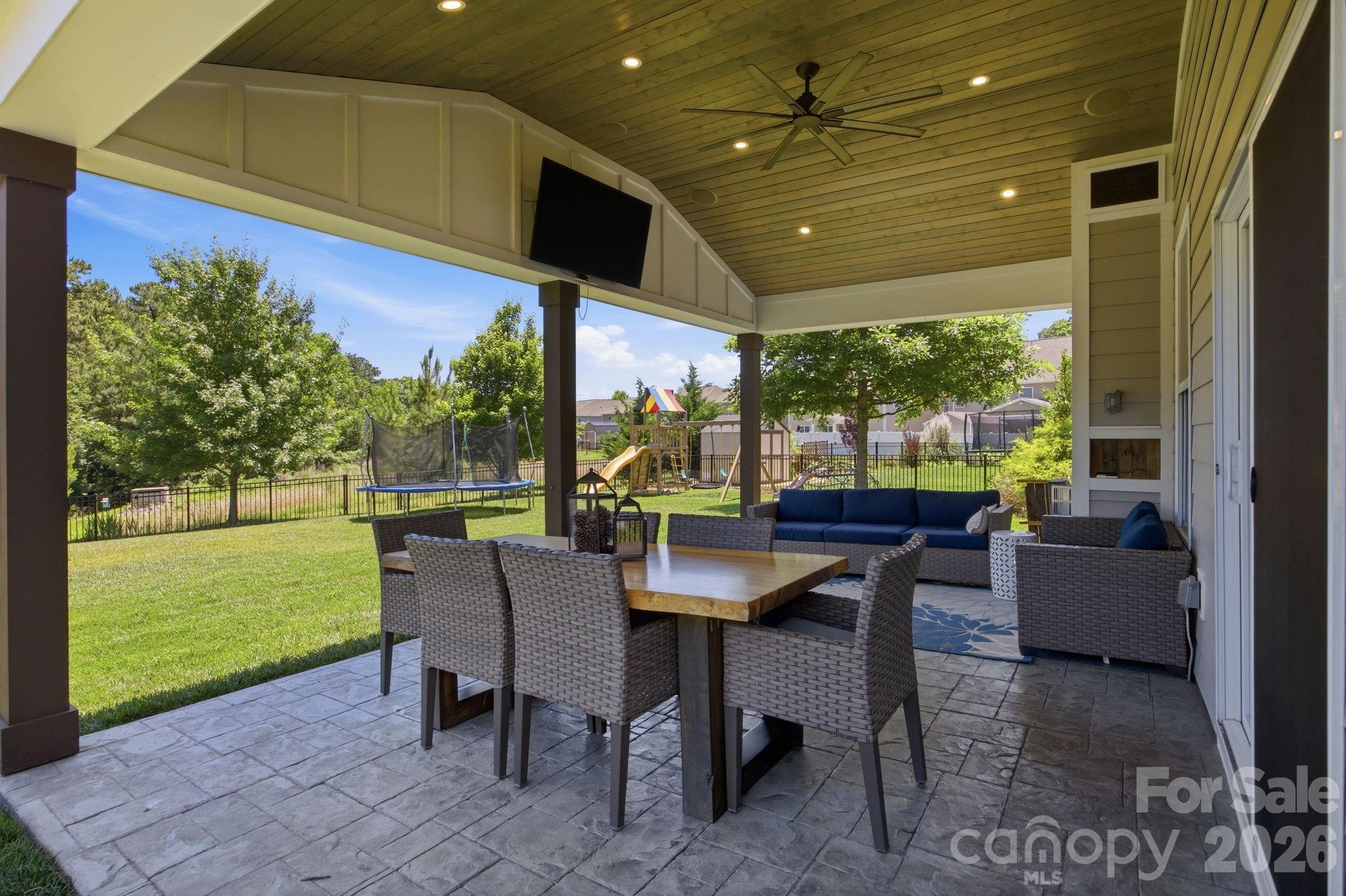 3026 Spinner Court — Denver