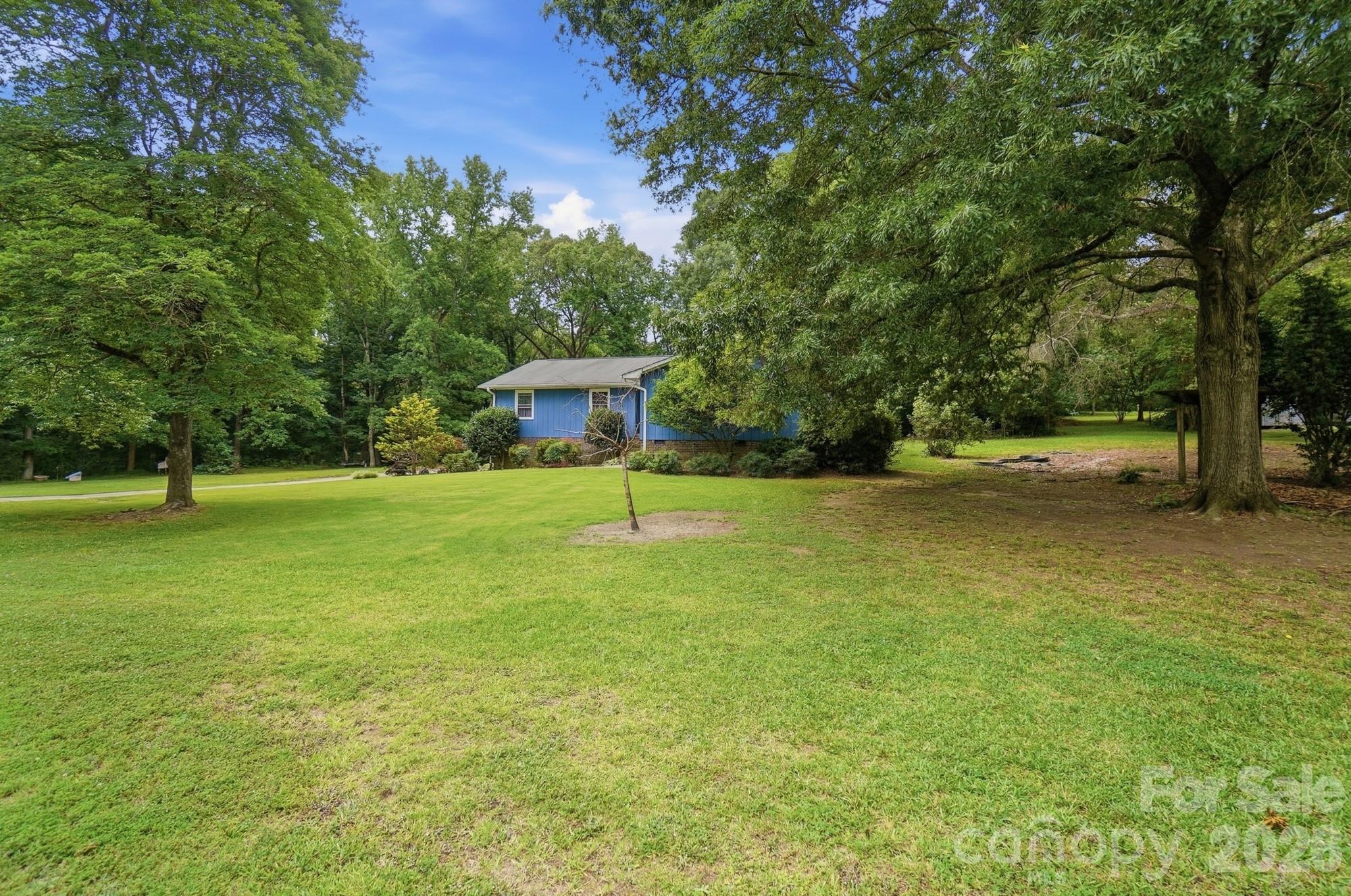 214 Griffin Lane — Marshville